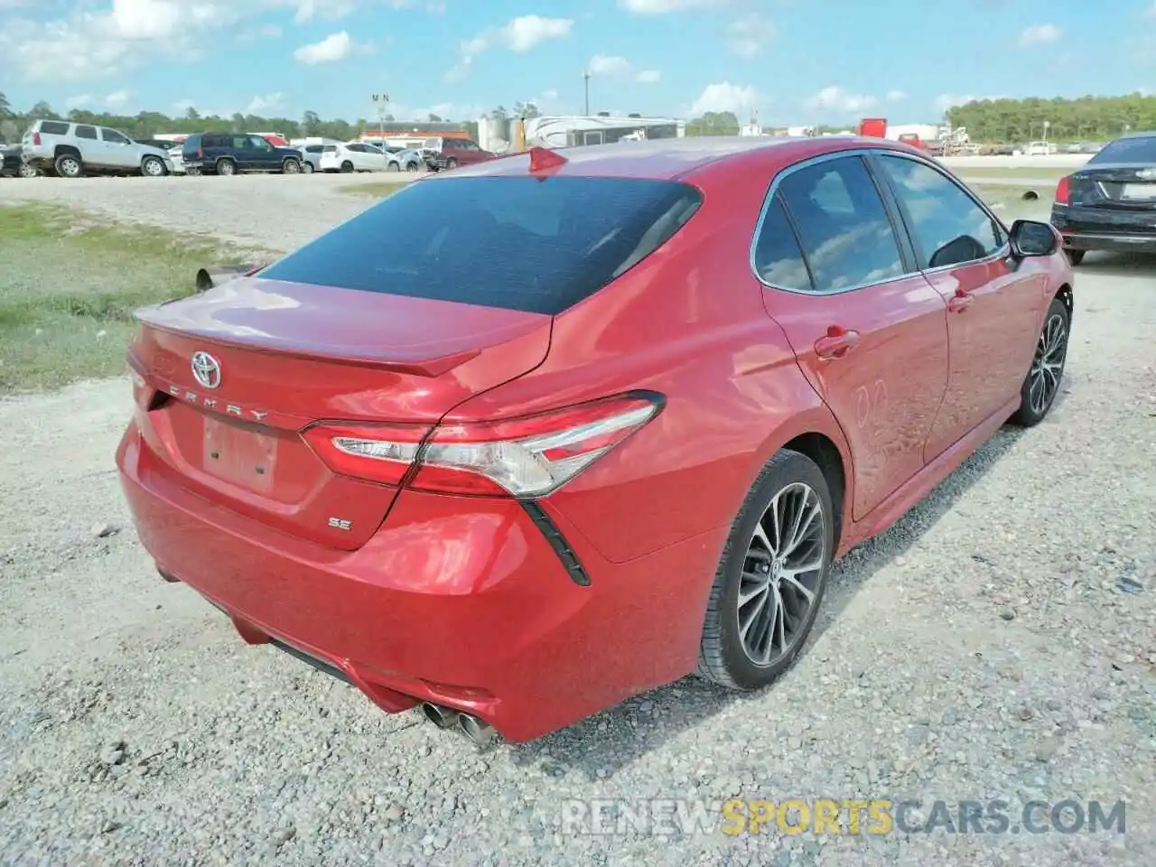 4 Photograph of a damaged car 4T1B11HK1KU243891 TOYOTA CAMRY 2019