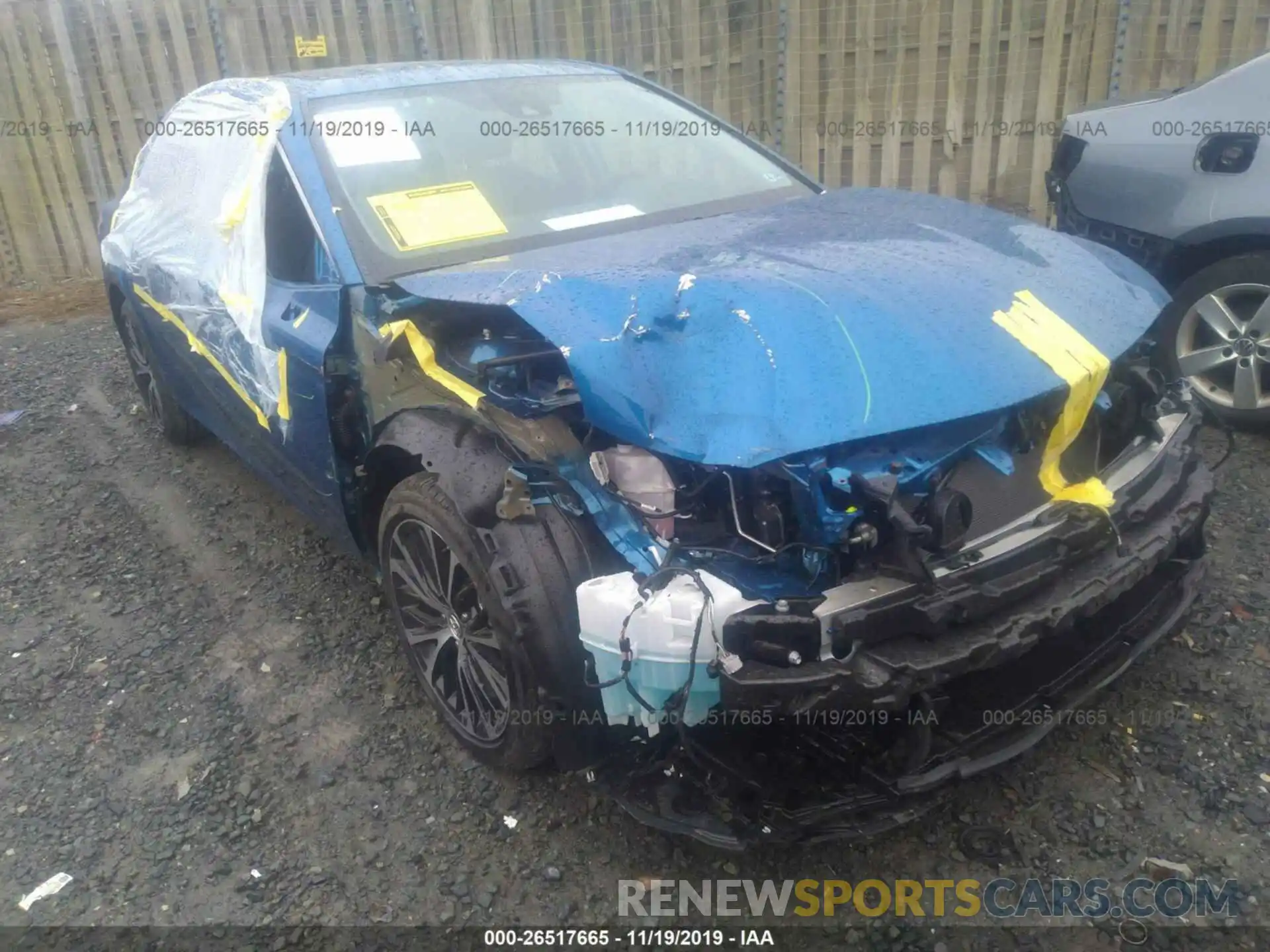 1 Photograph of a damaged car 4T1B11HK1KU245561 TOYOTA CAMRY 2019