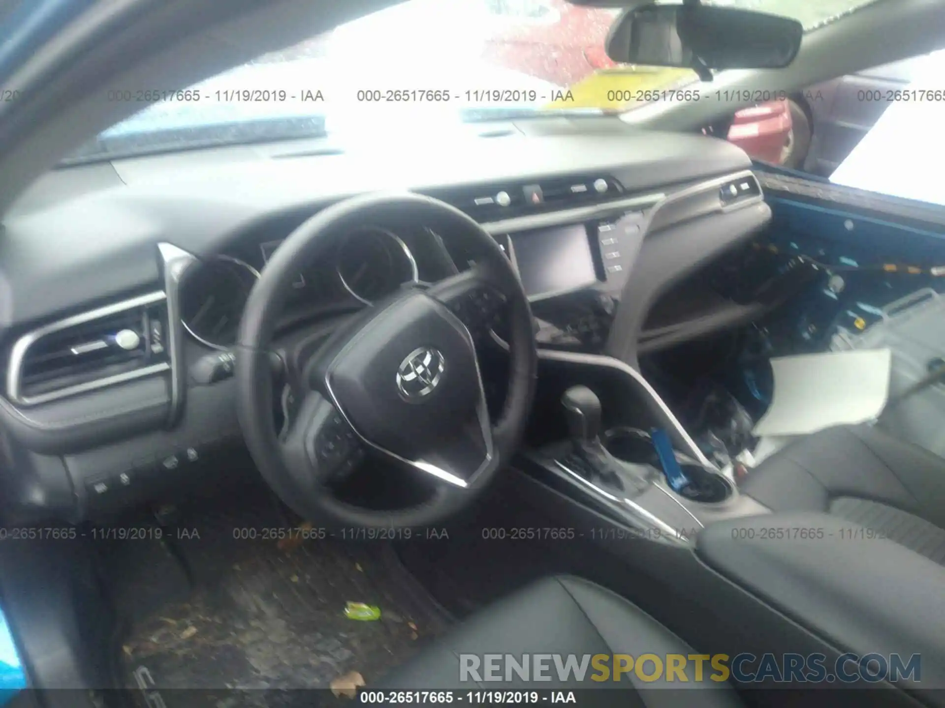 5 Photograph of a damaged car 4T1B11HK1KU245561 TOYOTA CAMRY 2019