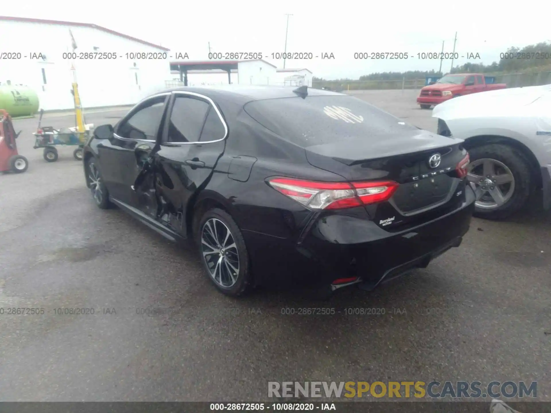 3 Photograph of a damaged car 4T1B11HK1KU246032 TOYOTA CAMRY 2019