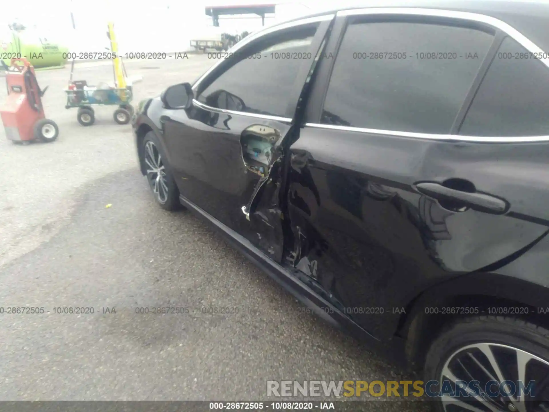 6 Photograph of a damaged car 4T1B11HK1KU246032 TOYOTA CAMRY 2019