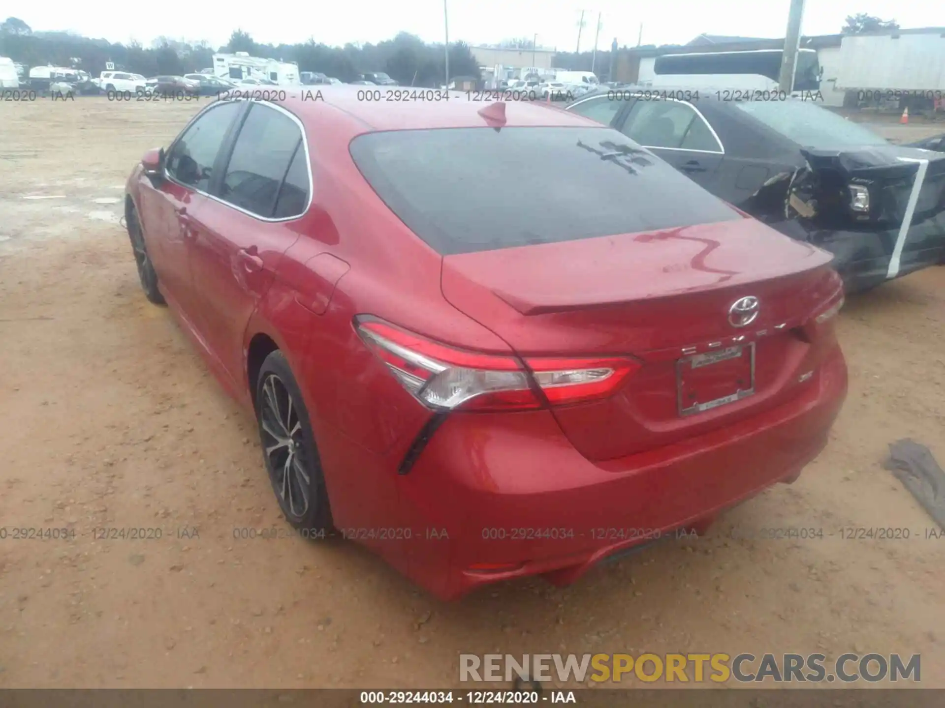 3 Photograph of a damaged car 4T1B11HK1KU247584 TOYOTA CAMRY 2019