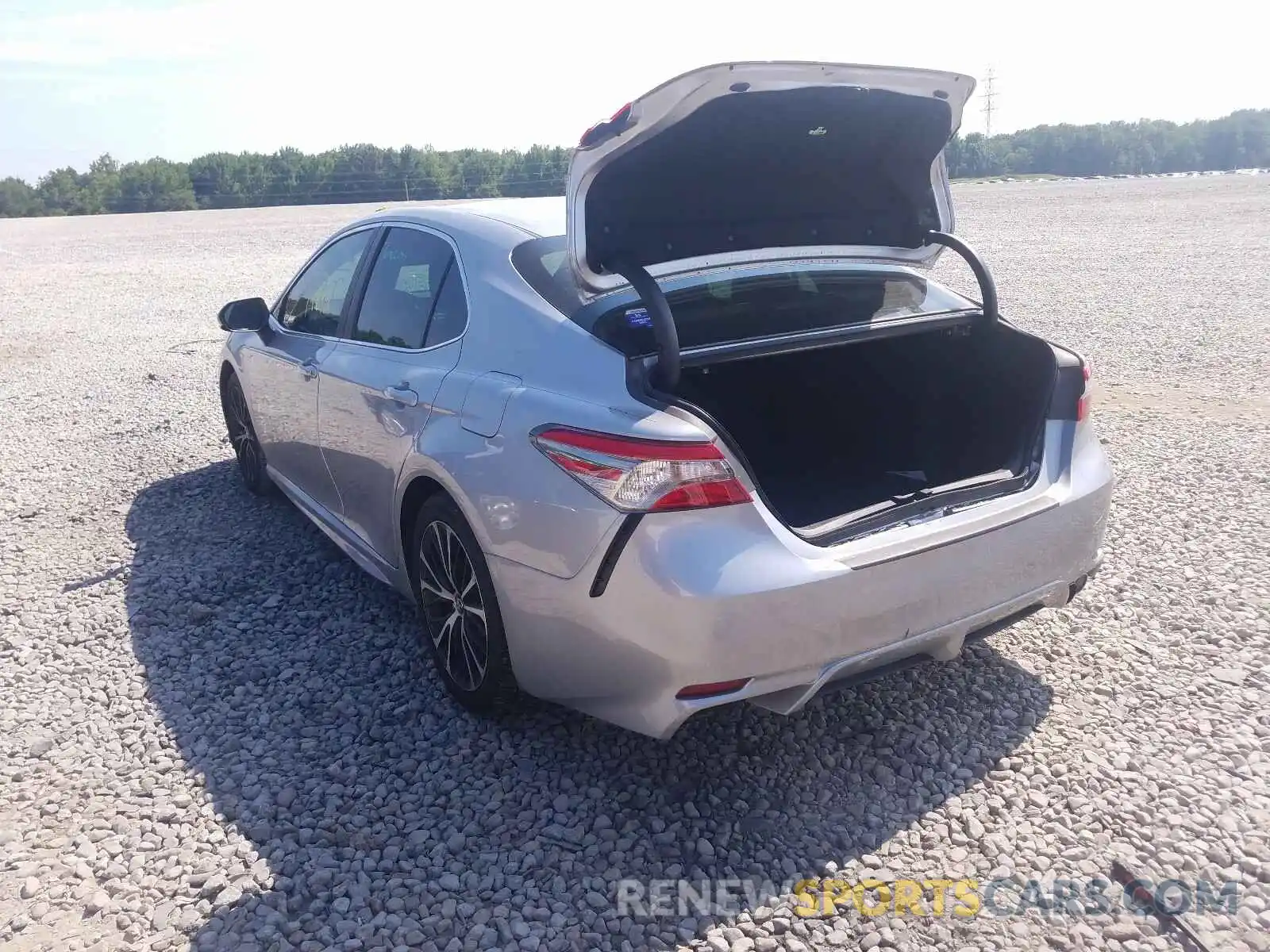 3 Photograph of a damaged car 4T1B11HK1KU247830 TOYOTA CAMRY 2019