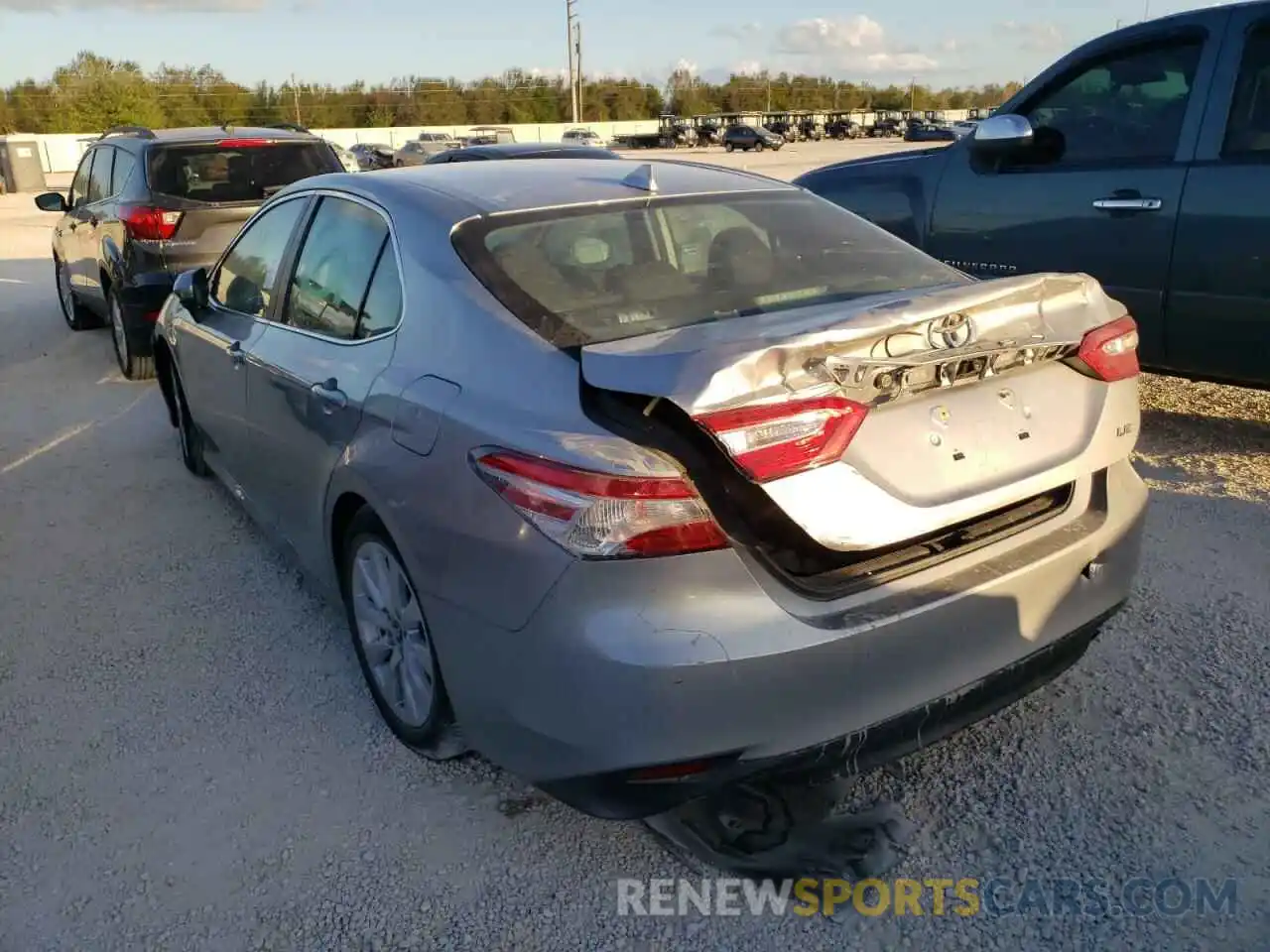 3 Photograph of a damaged car 4T1B11HK1KU249416 TOYOTA CAMRY 2019