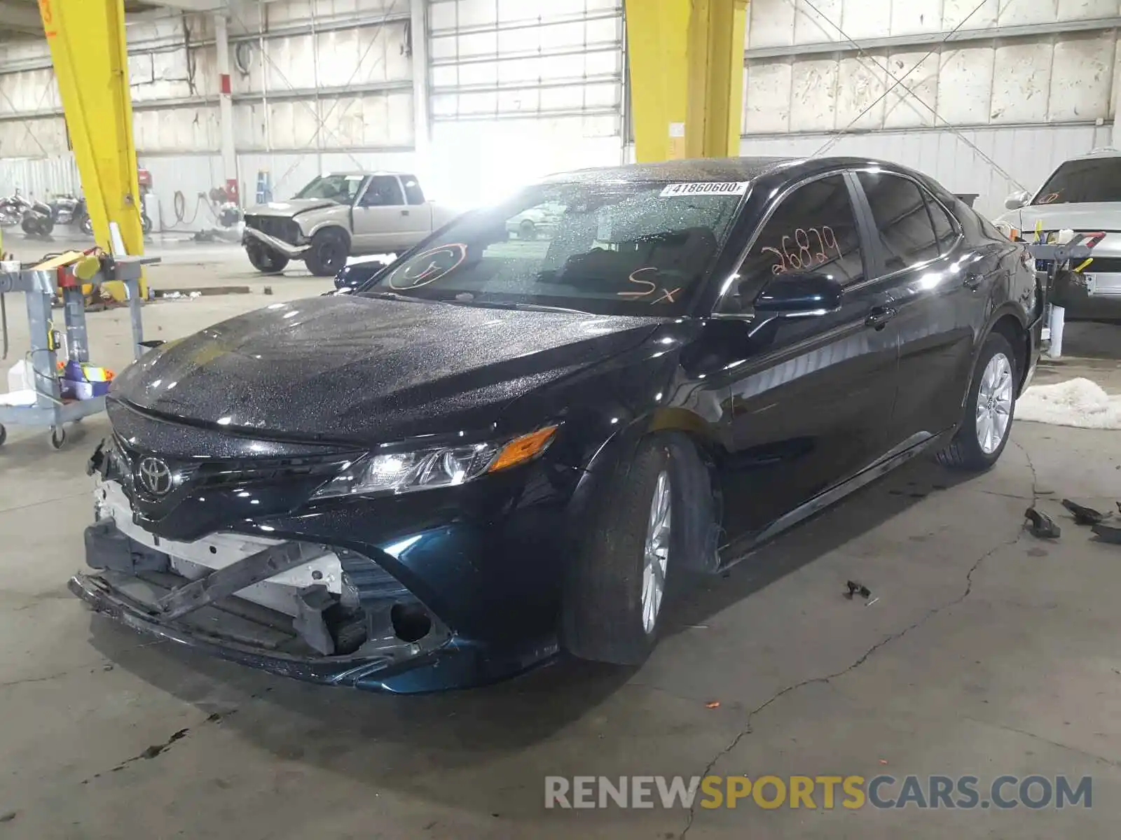 2 Photograph of a damaged car 4T1B11HK1KU250677 TOYOTA CAMRY 2019