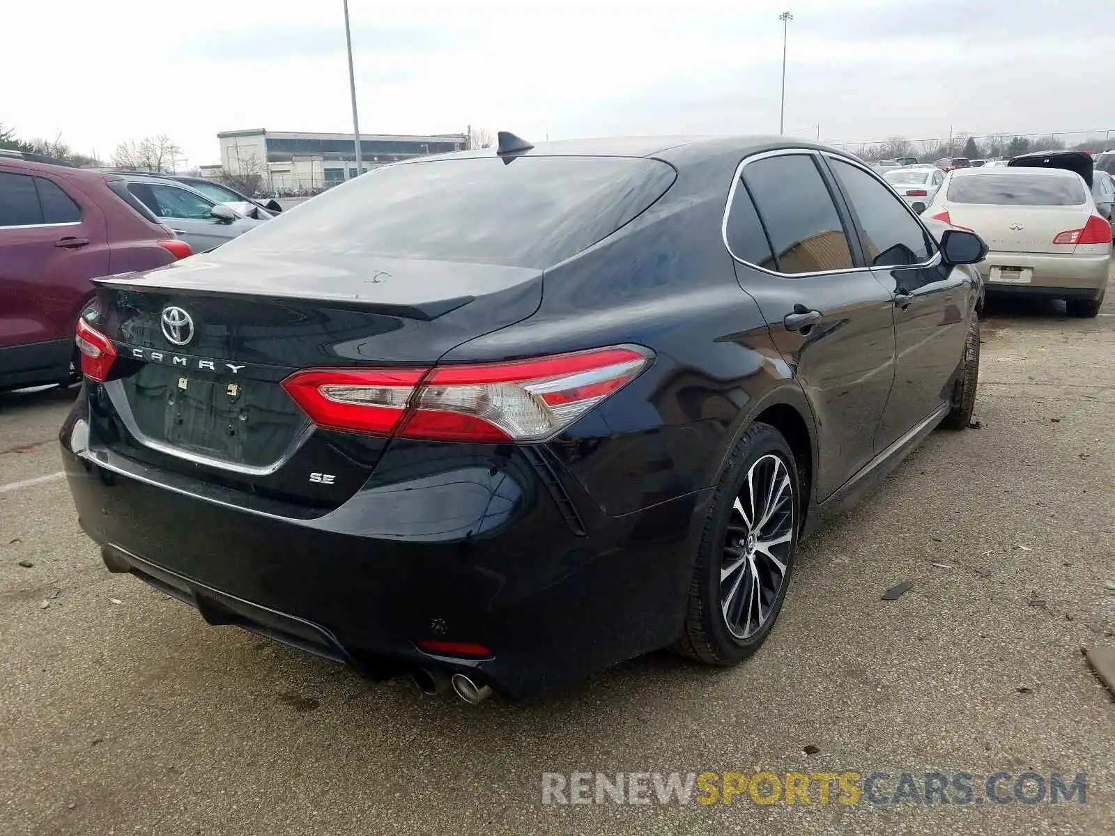 4 Photograph of a damaged car 4T1B11HK1KU251408 TOYOTA CAMRY 2019