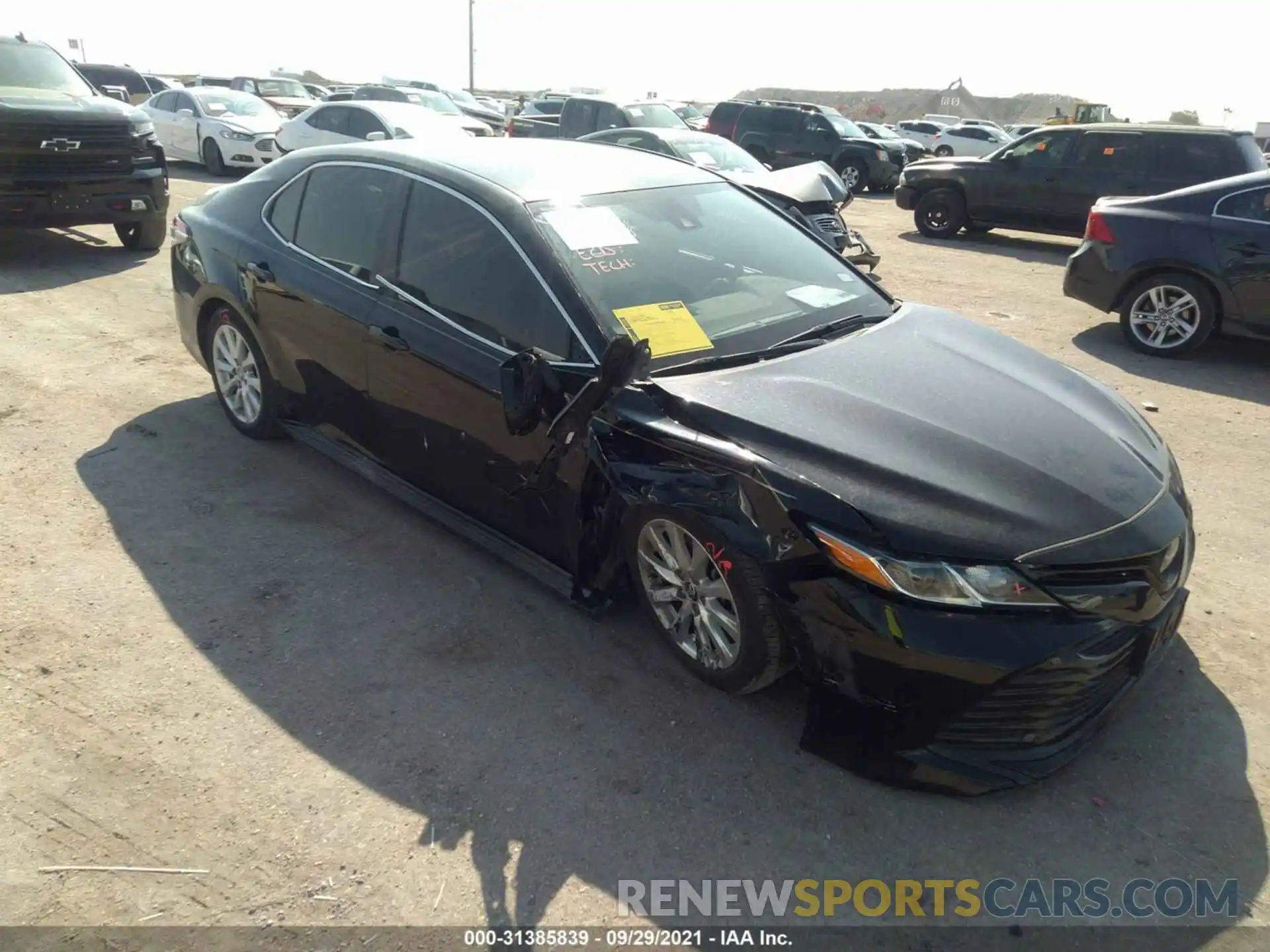 1 Photograph of a damaged car 4T1B11HK1KU251652 TOYOTA CAMRY 2019