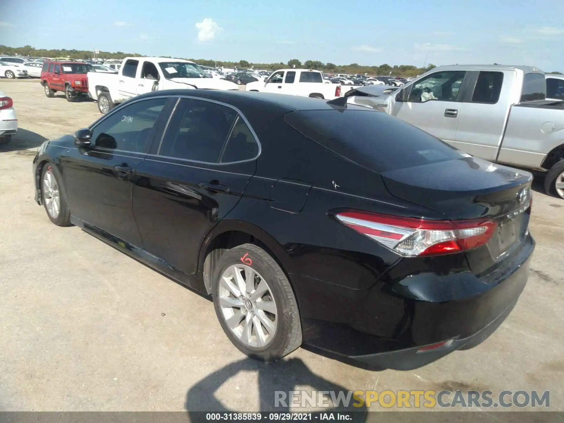 3 Photograph of a damaged car 4T1B11HK1KU251652 TOYOTA CAMRY 2019