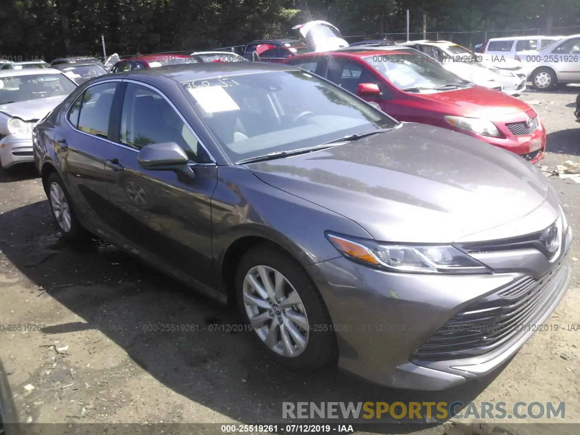 1 Photograph of a damaged car 4T1B11HK1KU251814 TOYOTA CAMRY 2019