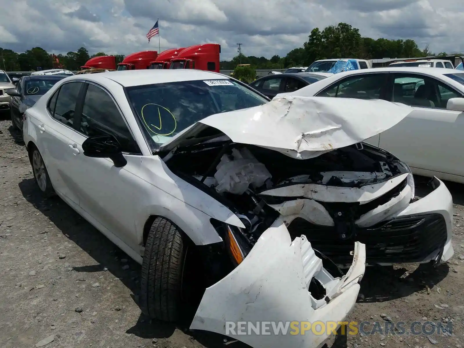 1 Photograph of a damaged car 4T1B11HK1KU251991 TOYOTA CAMRY 2019