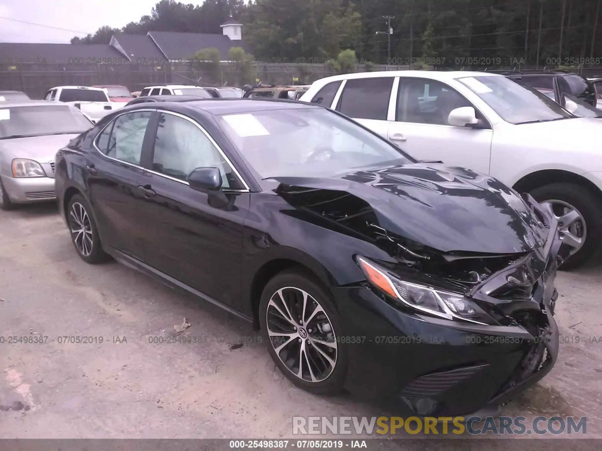 1 Photograph of a damaged car 4T1B11HK1KU252901 TOYOTA CAMRY 2019