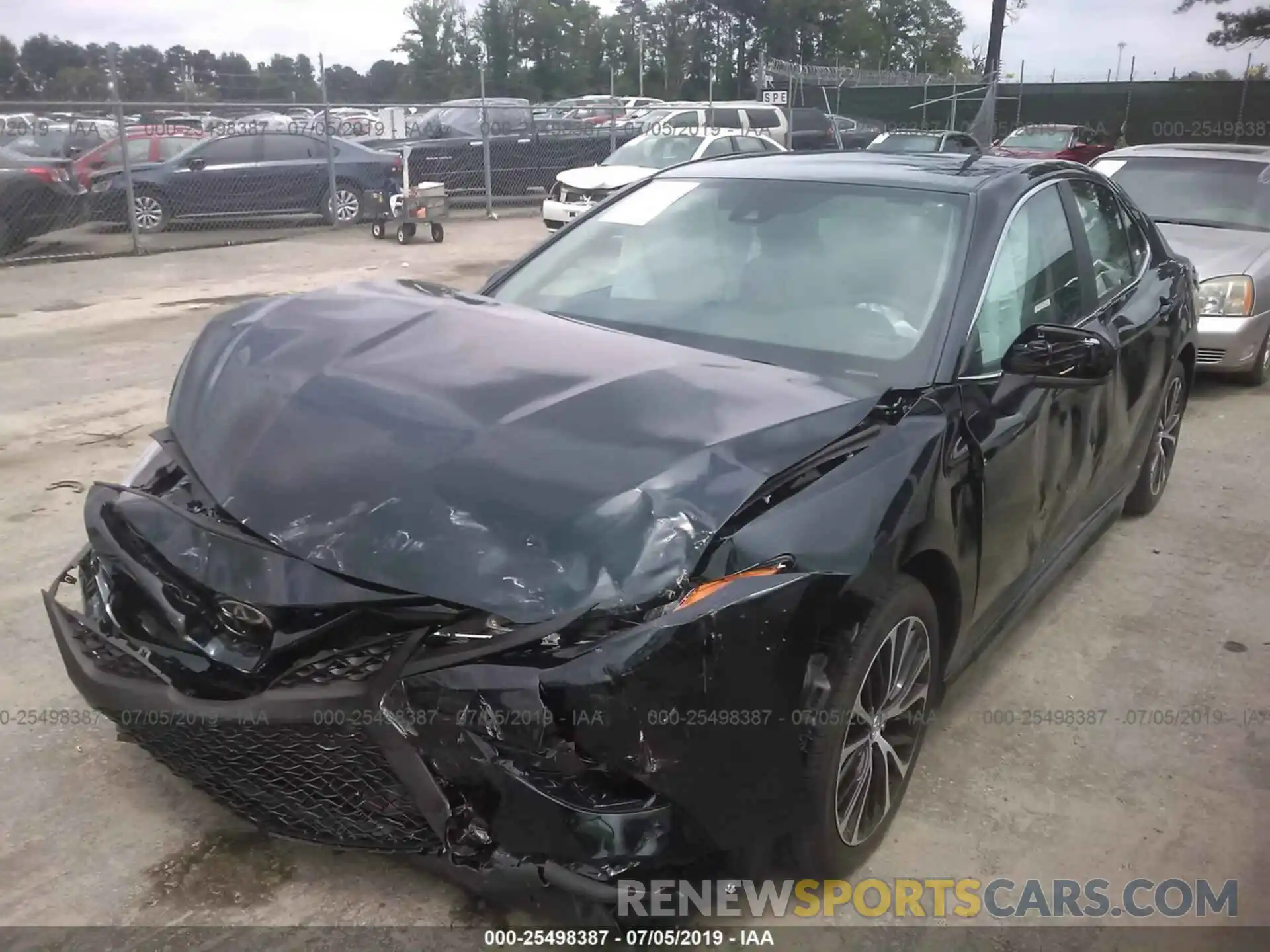 2 Photograph of a damaged car 4T1B11HK1KU252901 TOYOTA CAMRY 2019