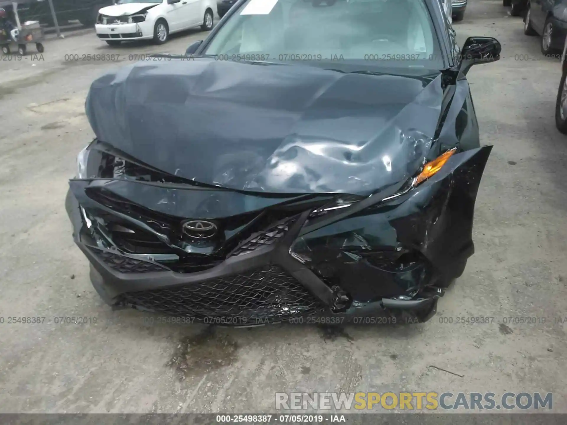 6 Photograph of a damaged car 4T1B11HK1KU252901 TOYOTA CAMRY 2019