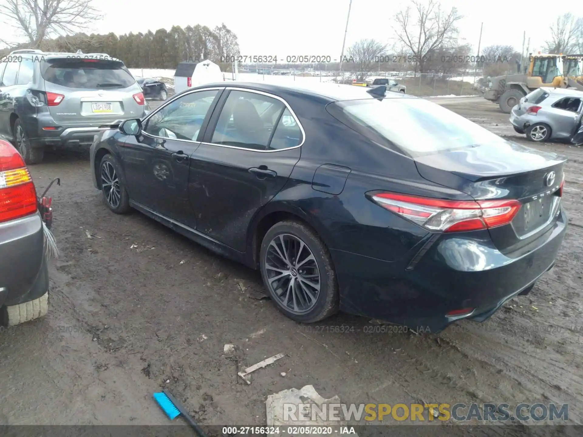 3 Фотография поврежденного автомобиля 4T1B11HK1KU253420 TOYOTA CAMRY 2019