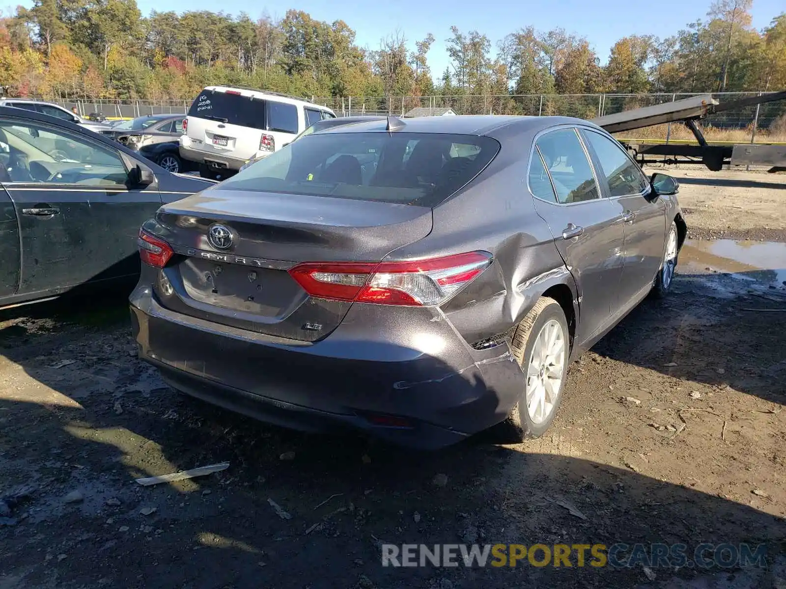 4 Photograph of a damaged car 4T1B11HK1KU253871 TOYOTA CAMRY 2019