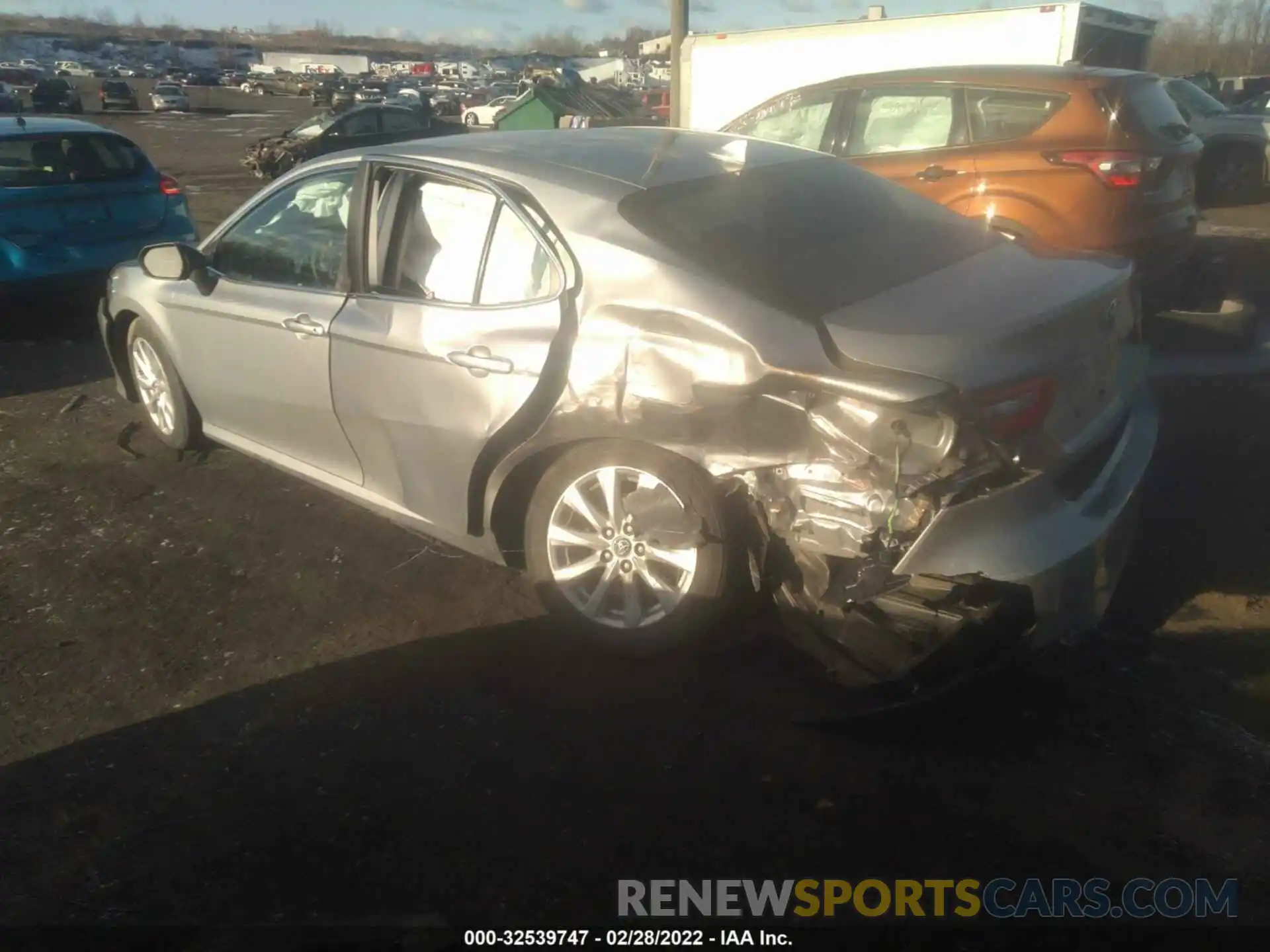 3 Photograph of a damaged car 4T1B11HK1KU253935 TOYOTA CAMRY 2019