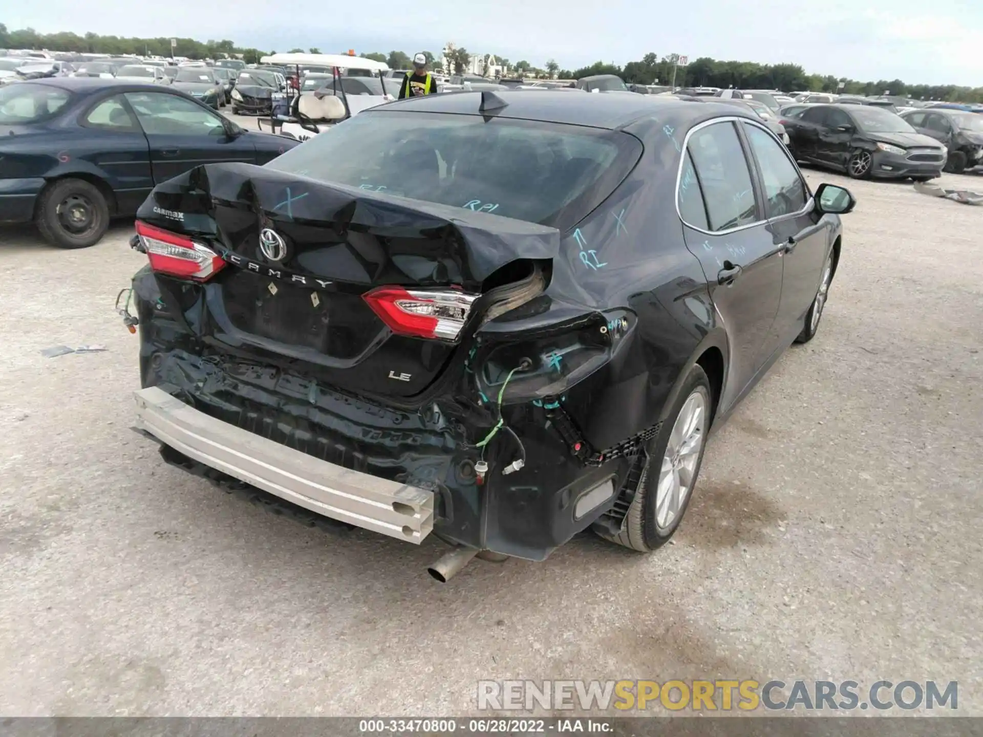 4 Photograph of a damaged car 4T1B11HK1KU254924 TOYOTA CAMRY 2019