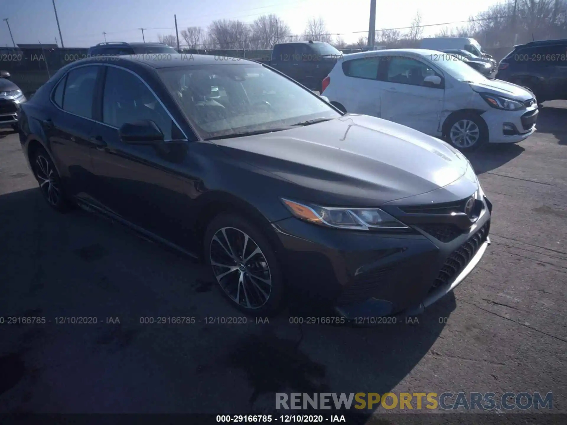 1 Photograph of a damaged car 4T1B11HK1KU255118 TOYOTA CAMRY 2019