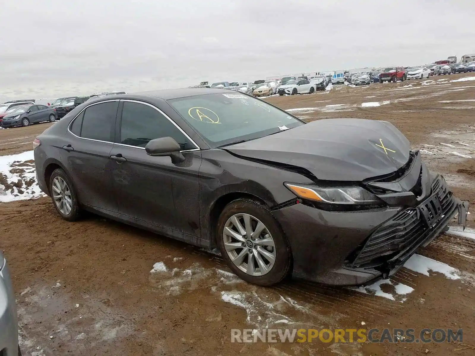 1 Photograph of a damaged car 4T1B11HK1KU256916 TOYOTA CAMRY 2019