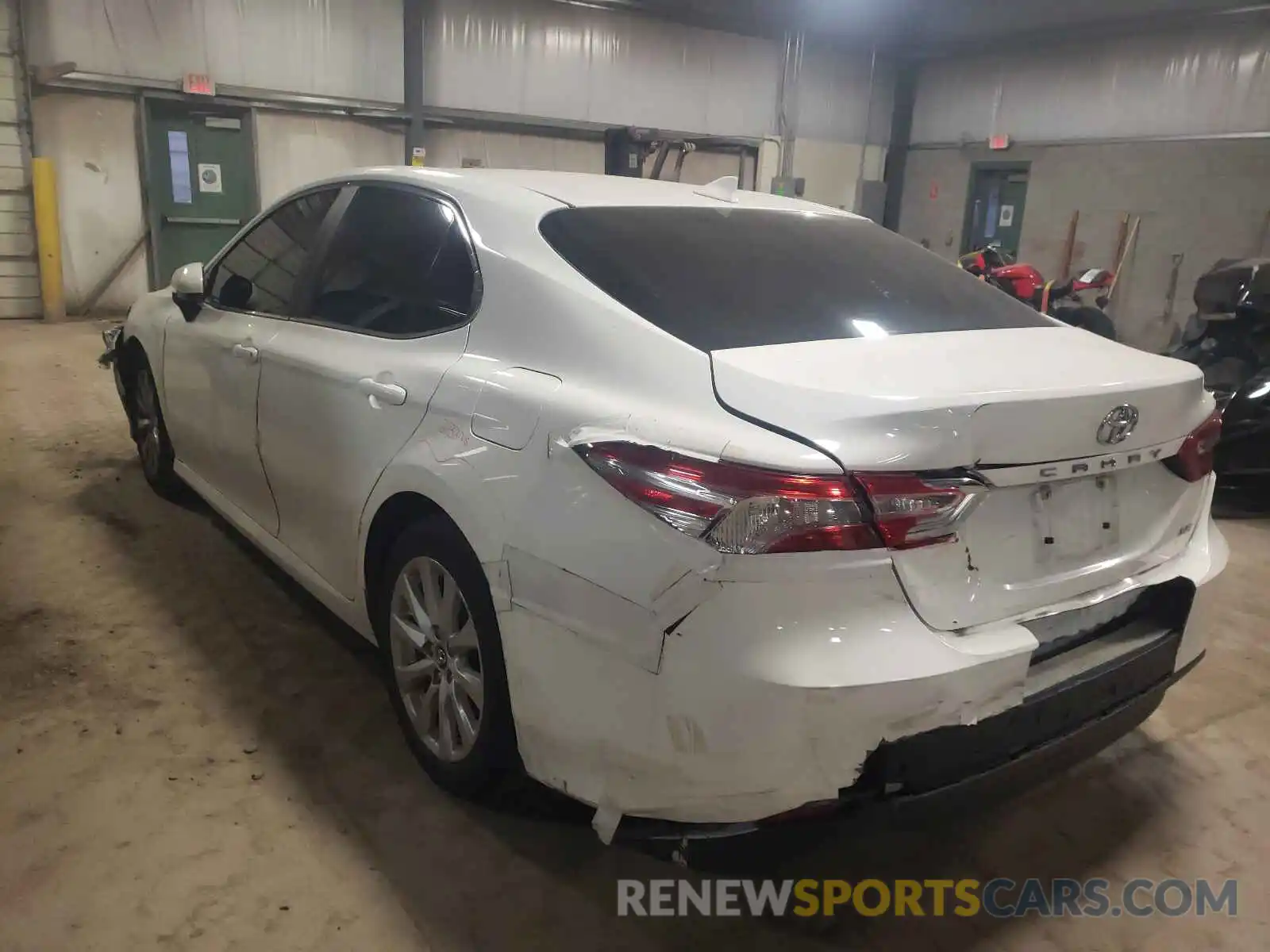 3 Photograph of a damaged car 4T1B11HK1KU257256 TOYOTA CAMRY 2019