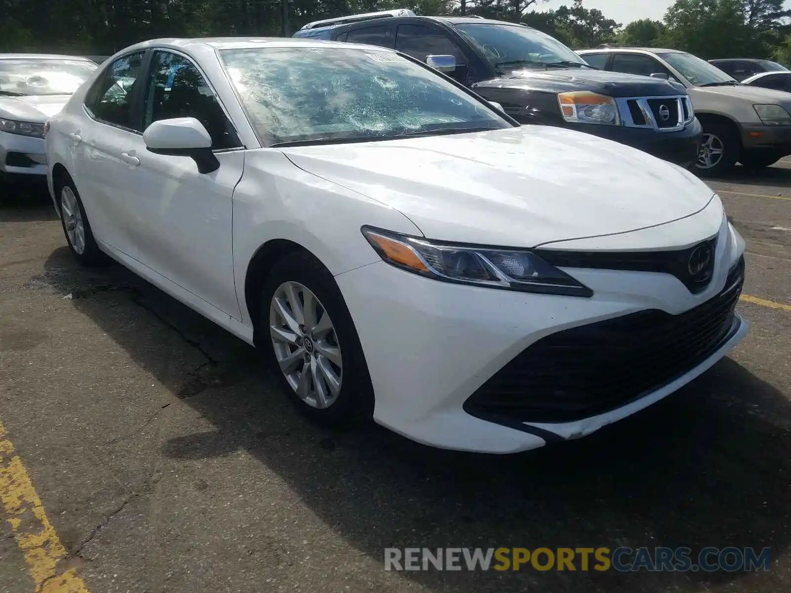 1 Photograph of a damaged car 4T1B11HK1KU257497 TOYOTA CAMRY 2019