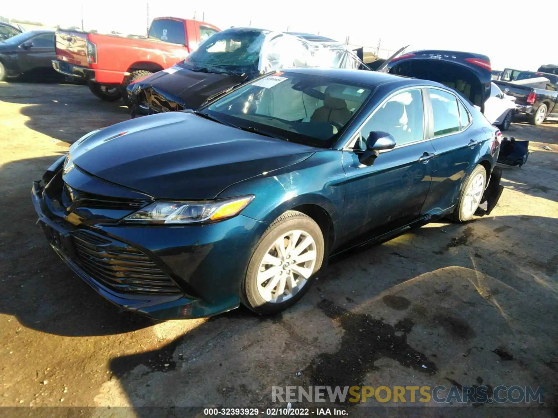 2 Photograph of a damaged car 4T1B11HK1KU258021 TOYOTA CAMRY 2019