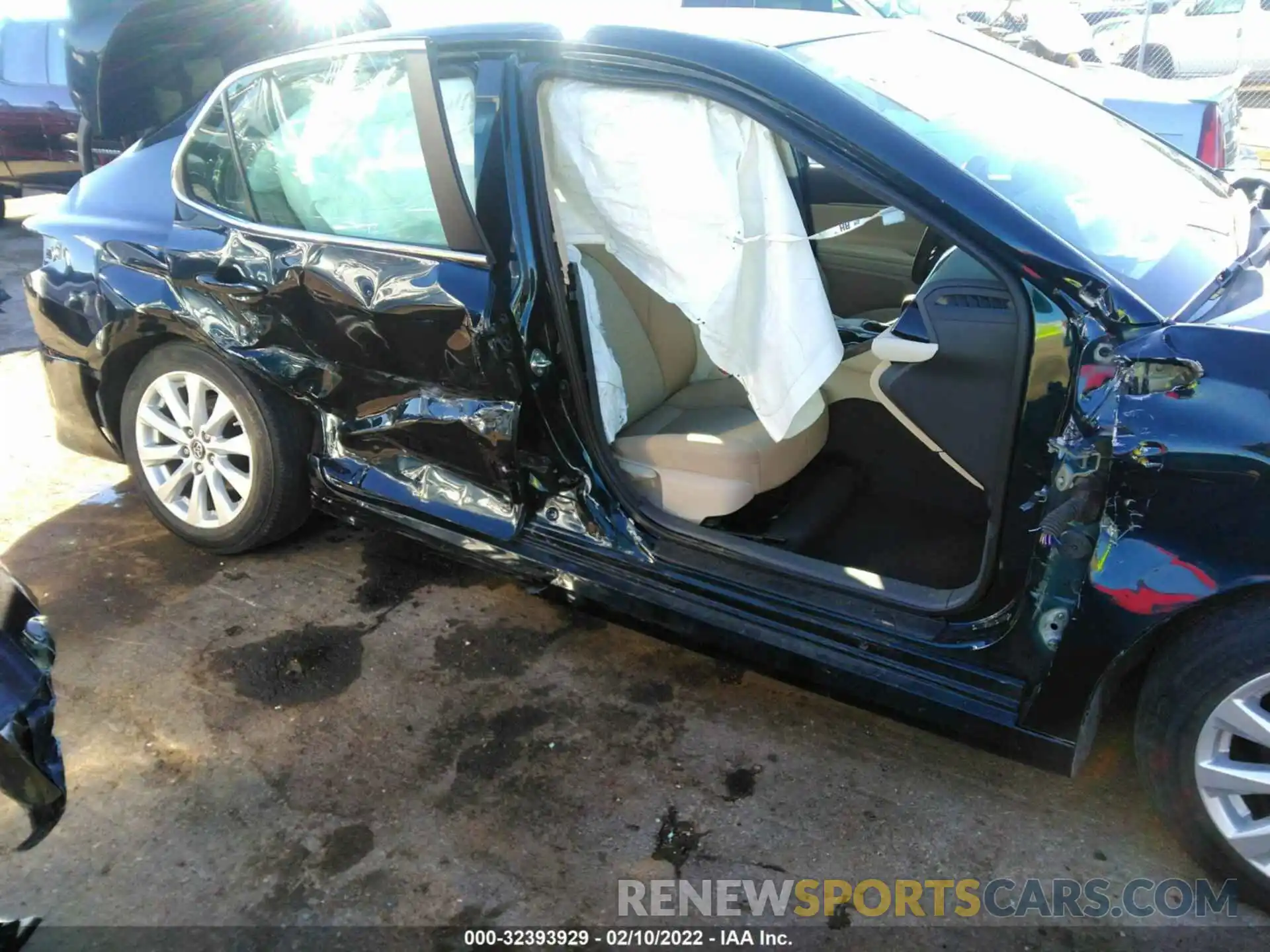 6 Photograph of a damaged car 4T1B11HK1KU258021 TOYOTA CAMRY 2019