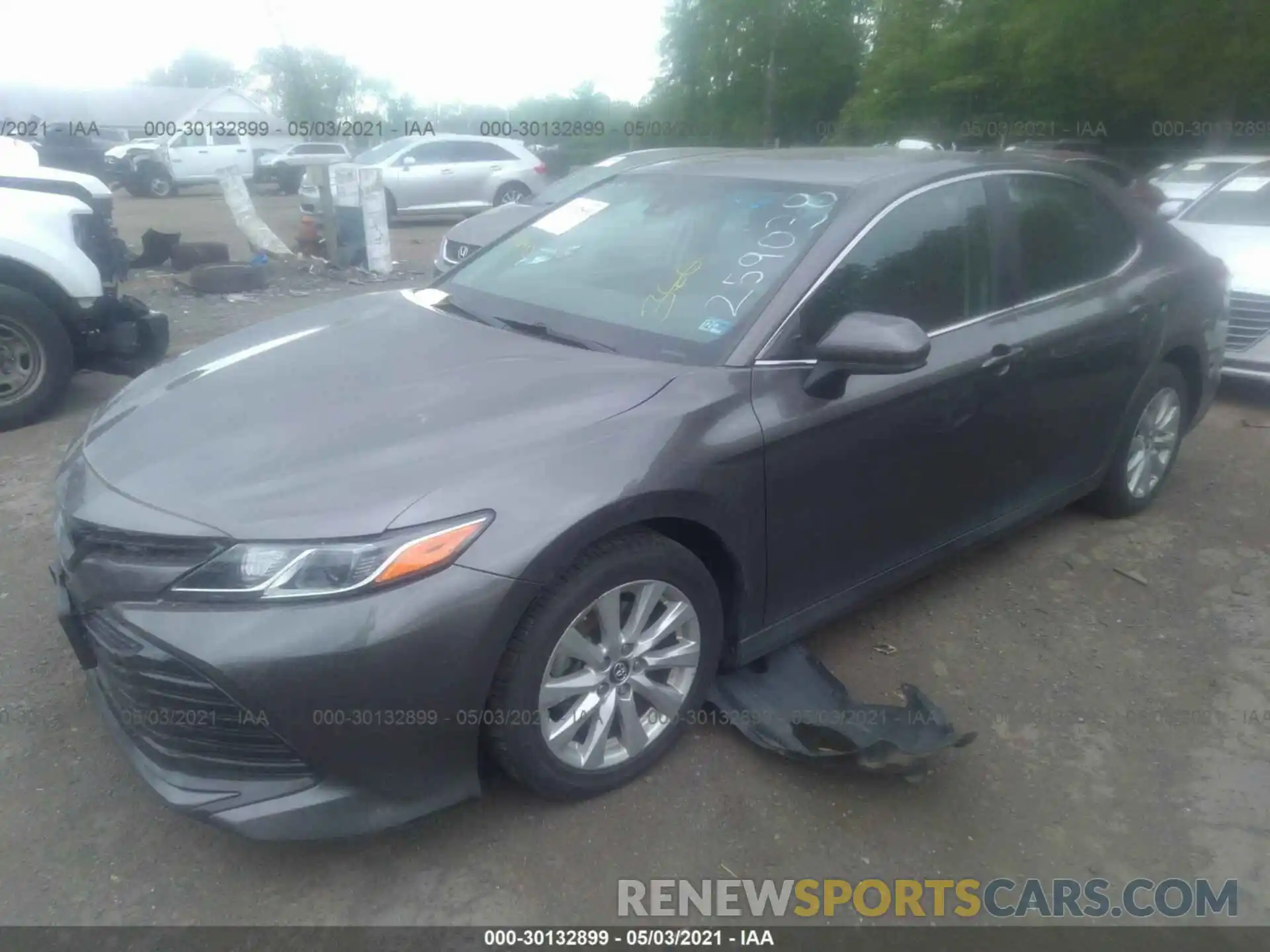 2 Photograph of a damaged car 4T1B11HK1KU259038 TOYOTA CAMRY 2019