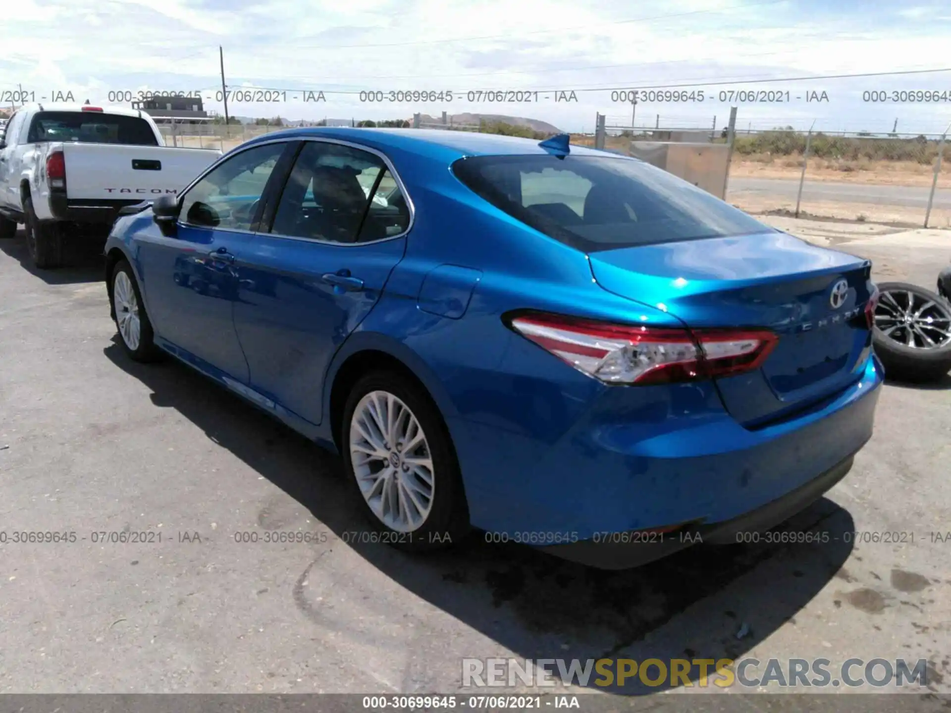 3 Photograph of a damaged car 4T1B11HK1KU259976 TOYOTA CAMRY 2019