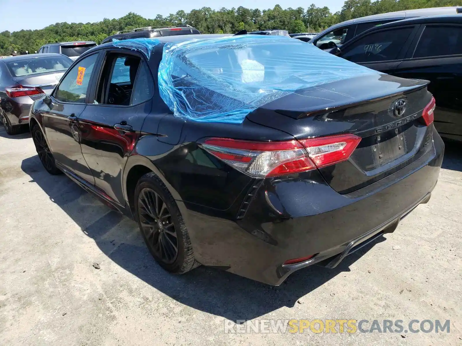 3 Photograph of a damaged car 4T1B11HK1KU260125 TOYOTA CAMRY 2019