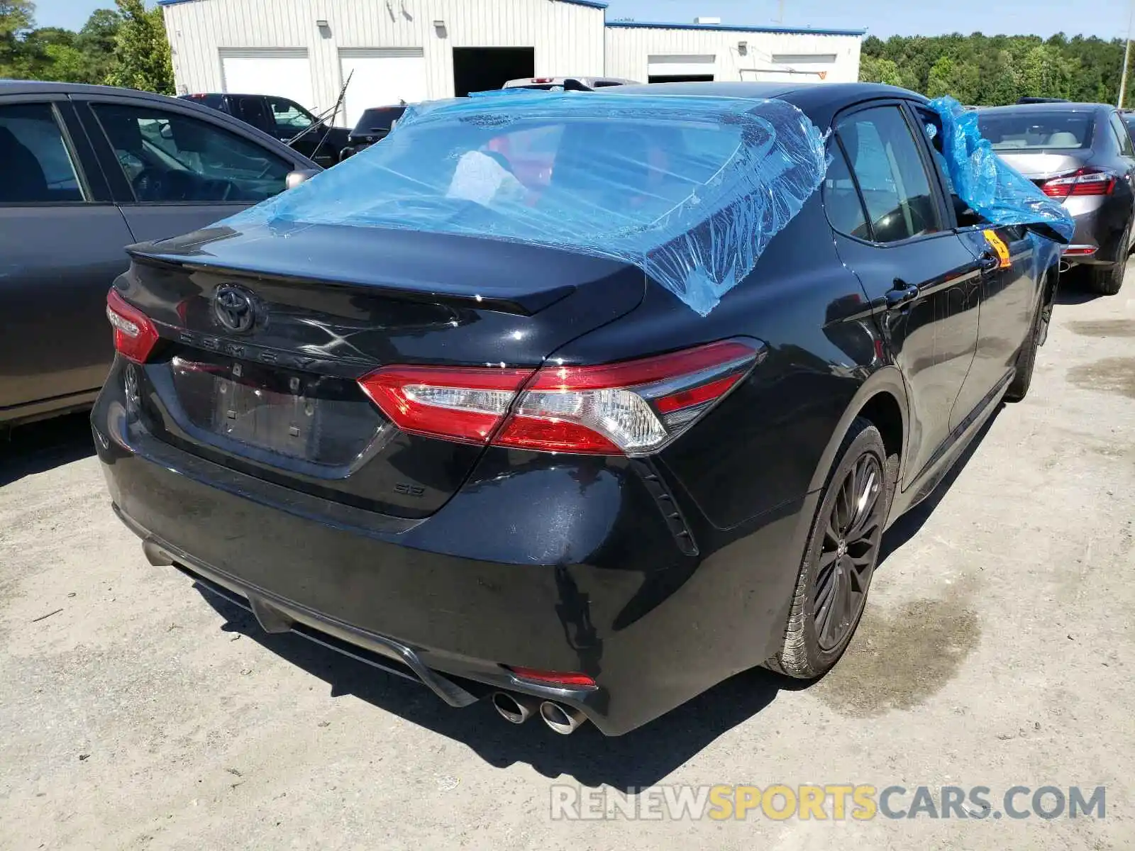 4 Photograph of a damaged car 4T1B11HK1KU260125 TOYOTA CAMRY 2019