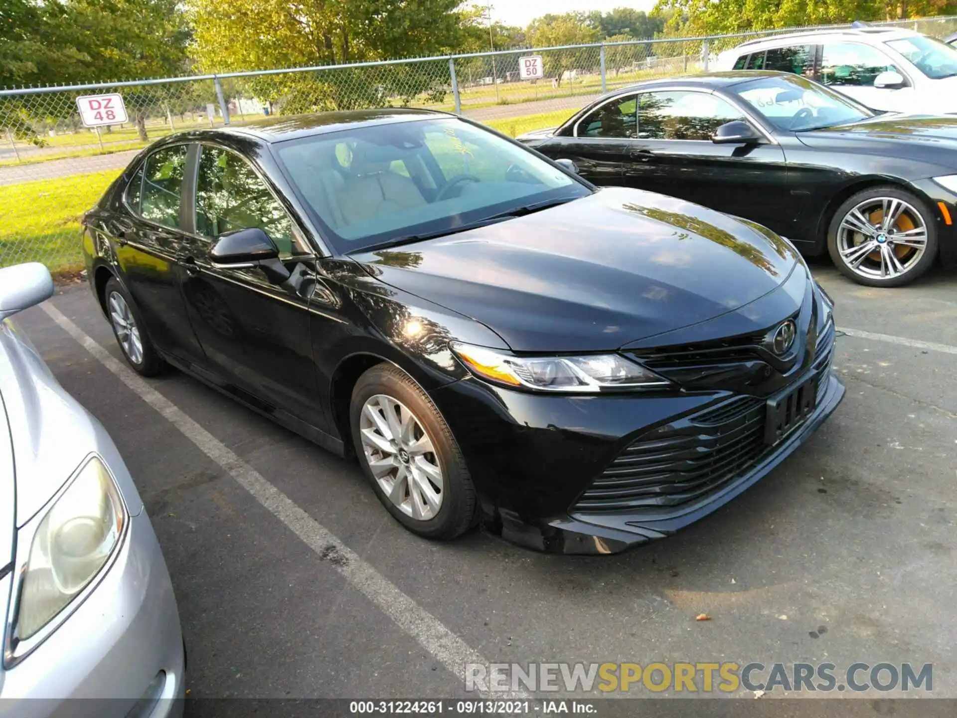 1 Photograph of a damaged car 4T1B11HK1KU262232 TOYOTA CAMRY 2019