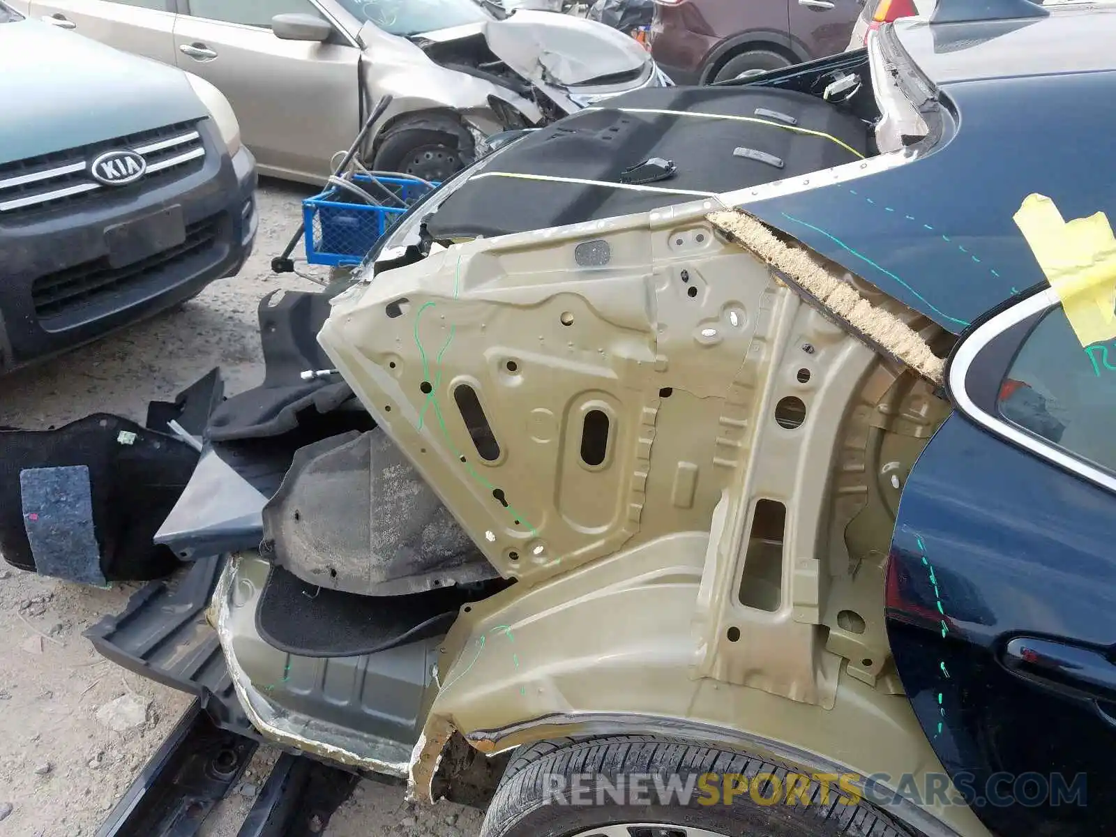 9 Photograph of a damaged car 4T1B11HK1KU262571 TOYOTA CAMRY 2019