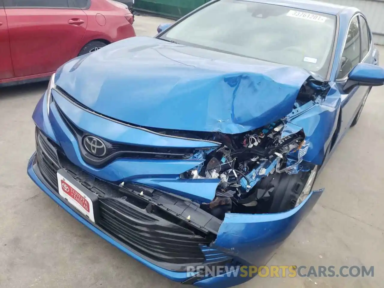 9 Photograph of a damaged car 4T1B11HK1KU264207 TOYOTA CAMRY 2019