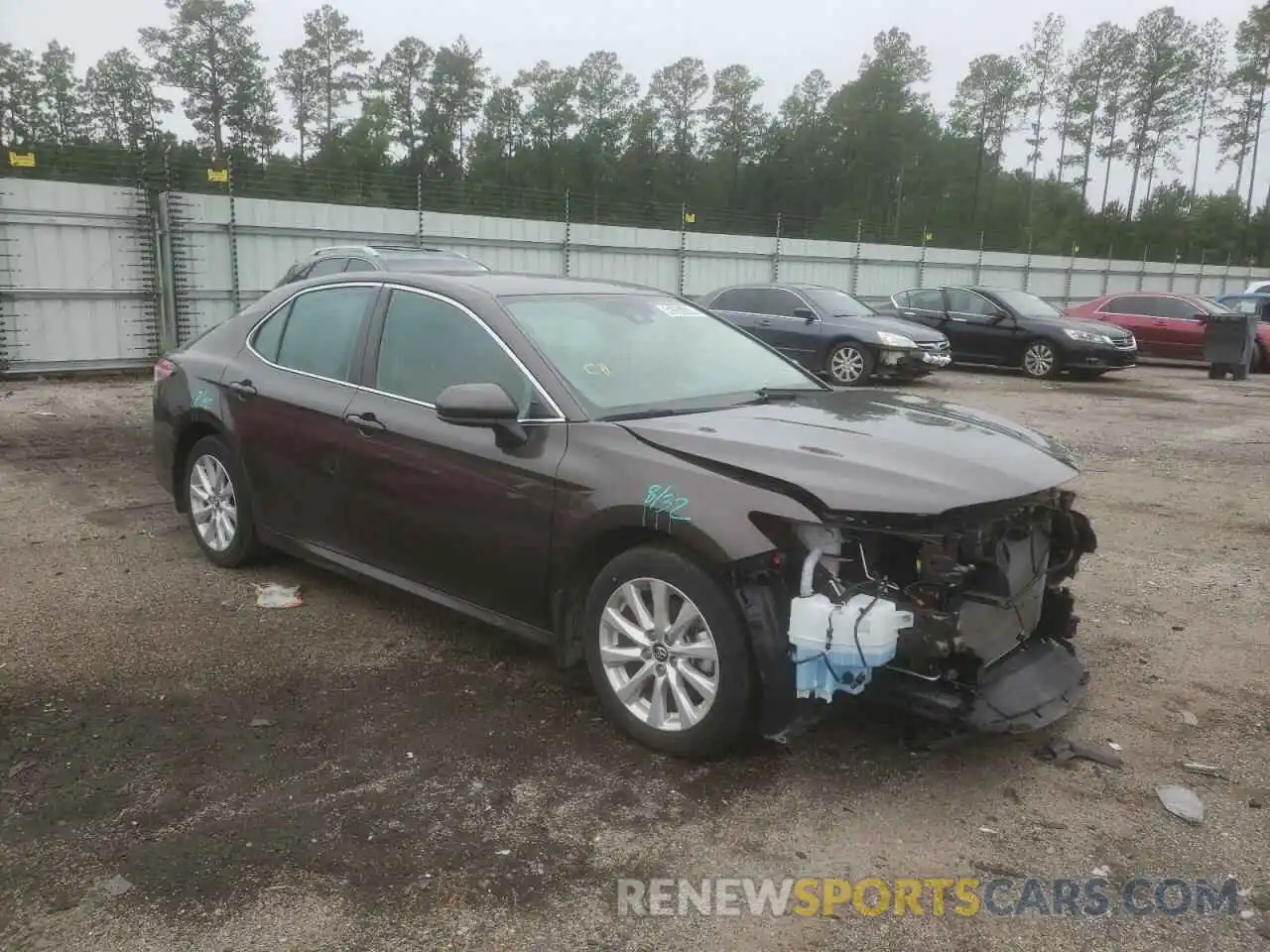 1 Photograph of a damaged car 4T1B11HK1KU265485 TOYOTA CAMRY 2019