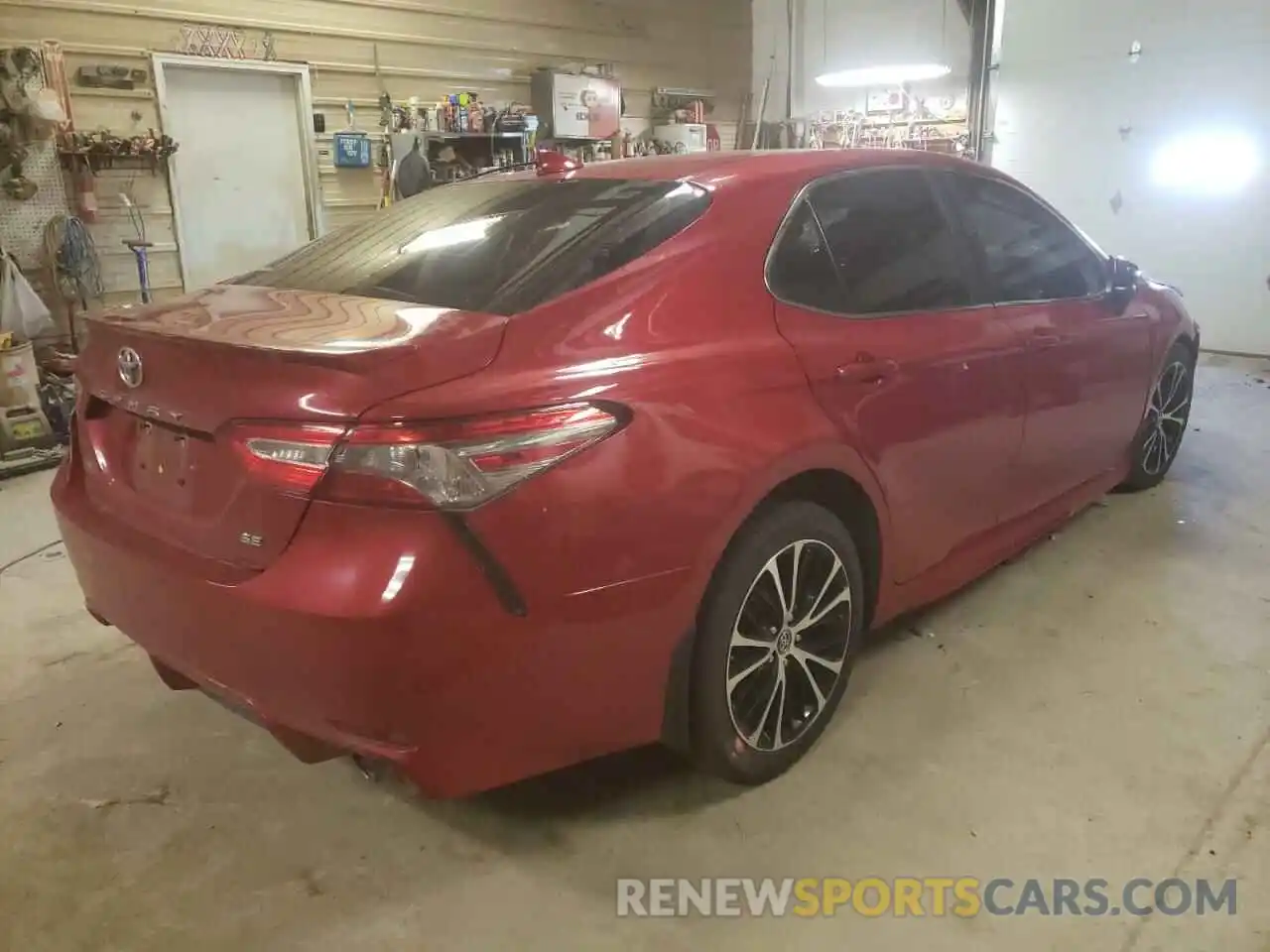 4 Photograph of a damaged car 4T1B11HK1KU265843 TOYOTA CAMRY 2019