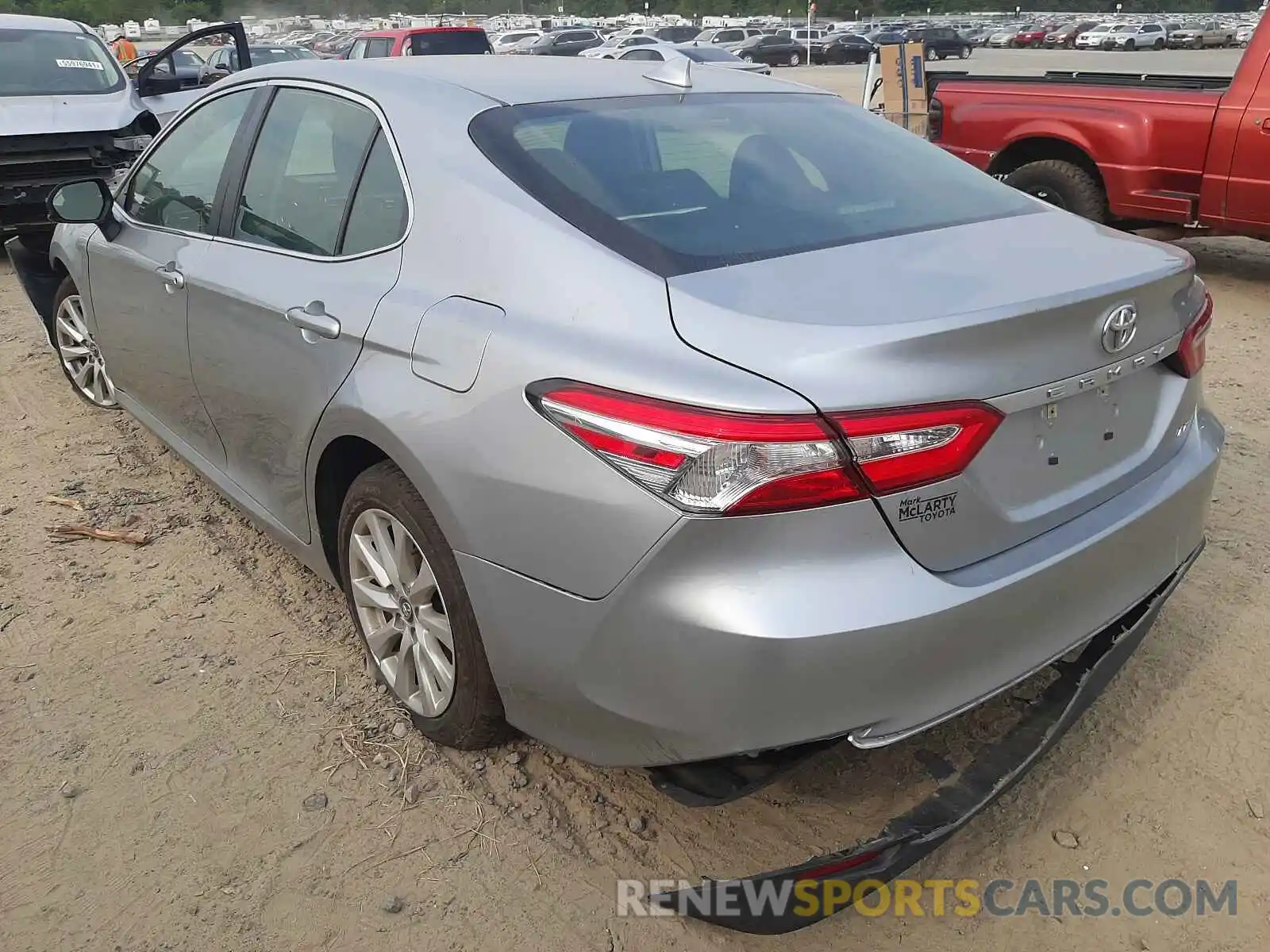 3 Photograph of a damaged car 4T1B11HK1KU269133 TOYOTA CAMRY 2019