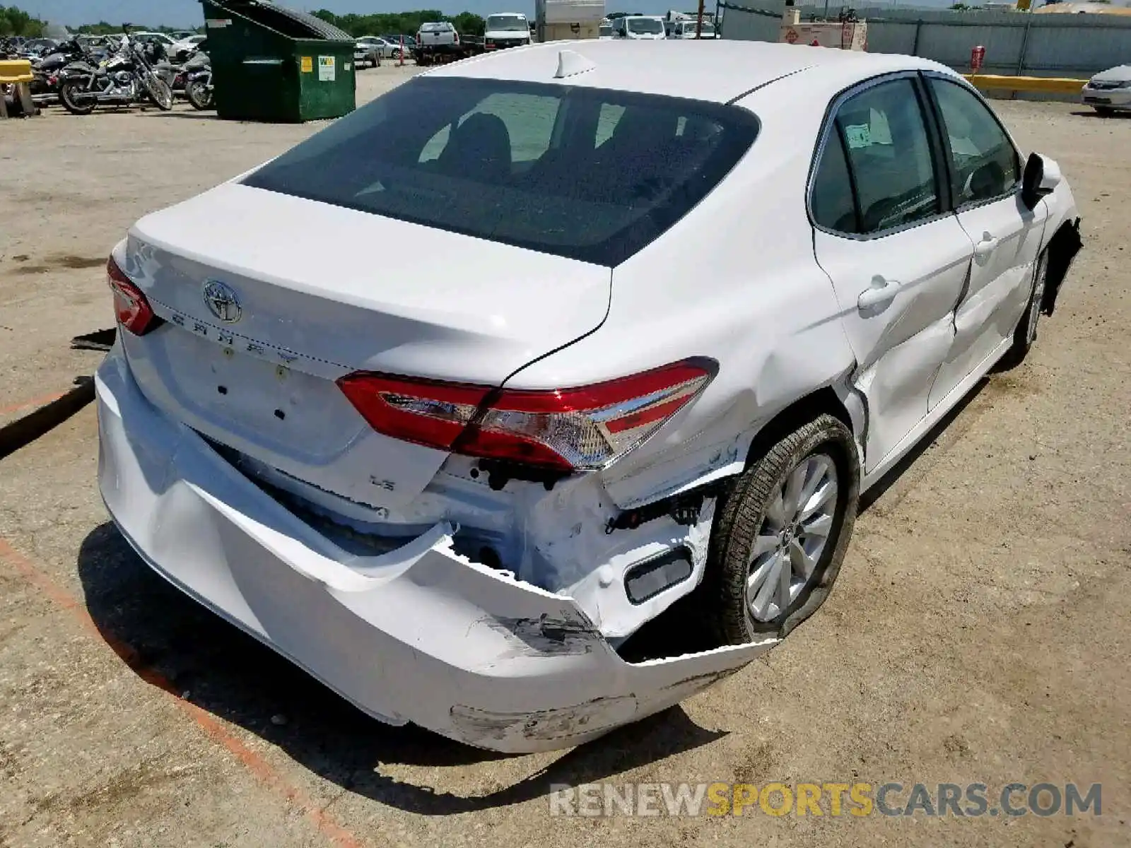 4 Photograph of a damaged car 4T1B11HK1KU269620 TOYOTA CAMRY 2019