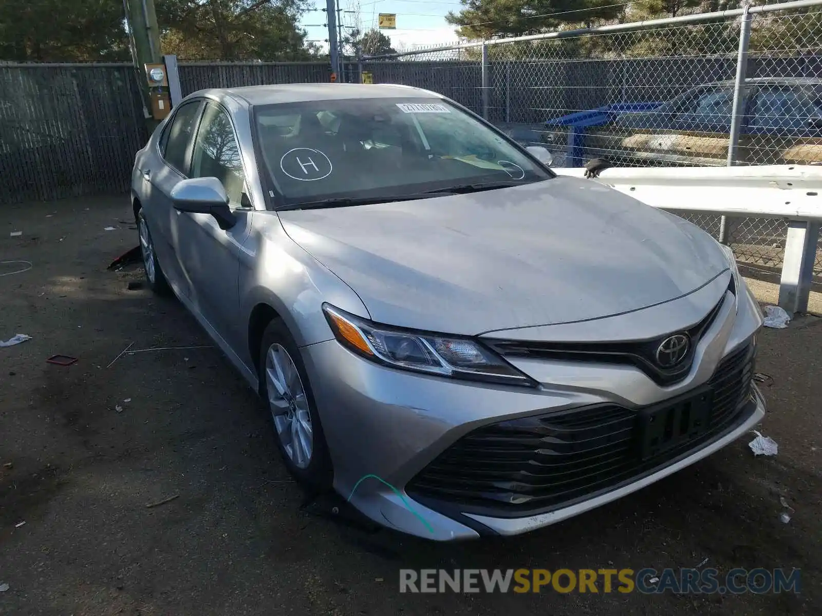 1 Photograph of a damaged car 4T1B11HK1KU269696 TOYOTA CAMRY 2019