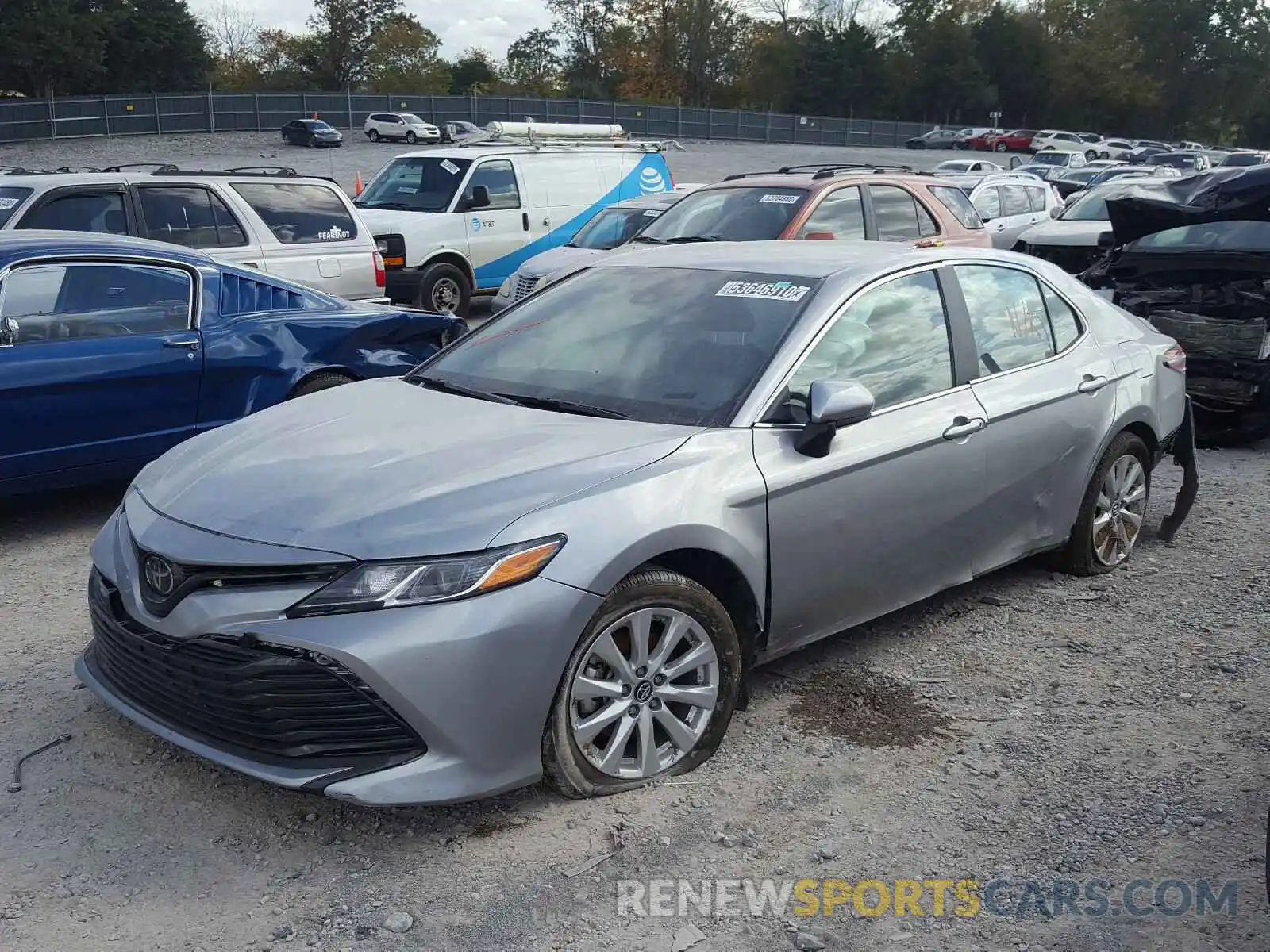 2 Photograph of a damaged car 4T1B11HK1KU270248 TOYOTA CAMRY 2019