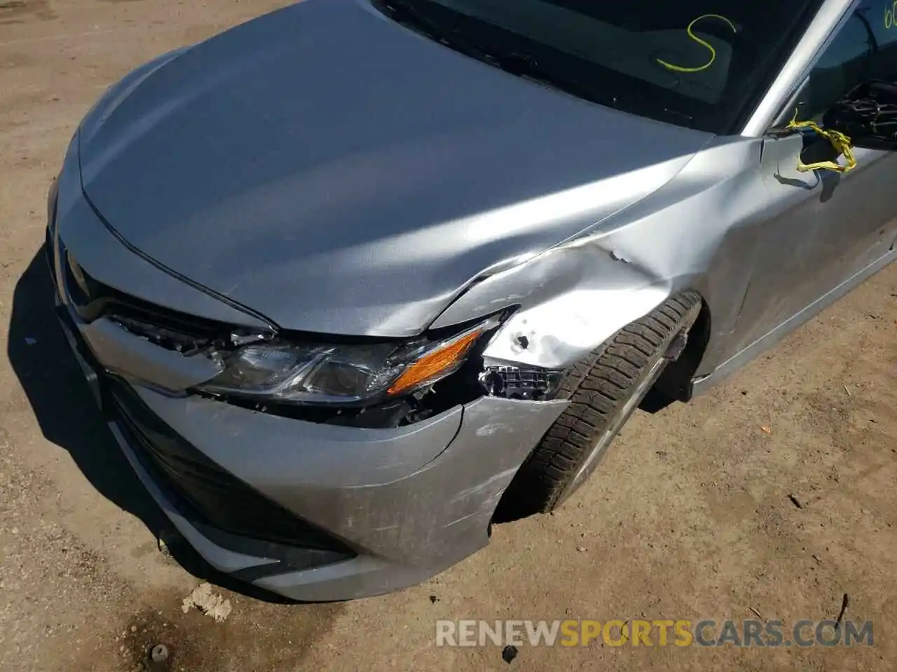 9 Photograph of a damaged car 4T1B11HK1KU270878 TOYOTA CAMRY 2019