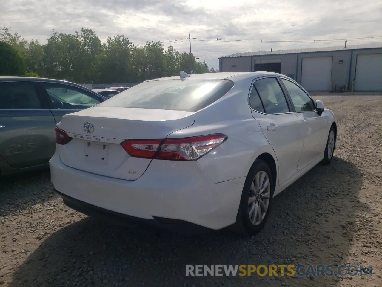 4 Photograph of a damaged car 4T1B11HK1KU270931 TOYOTA CAMRY 2019