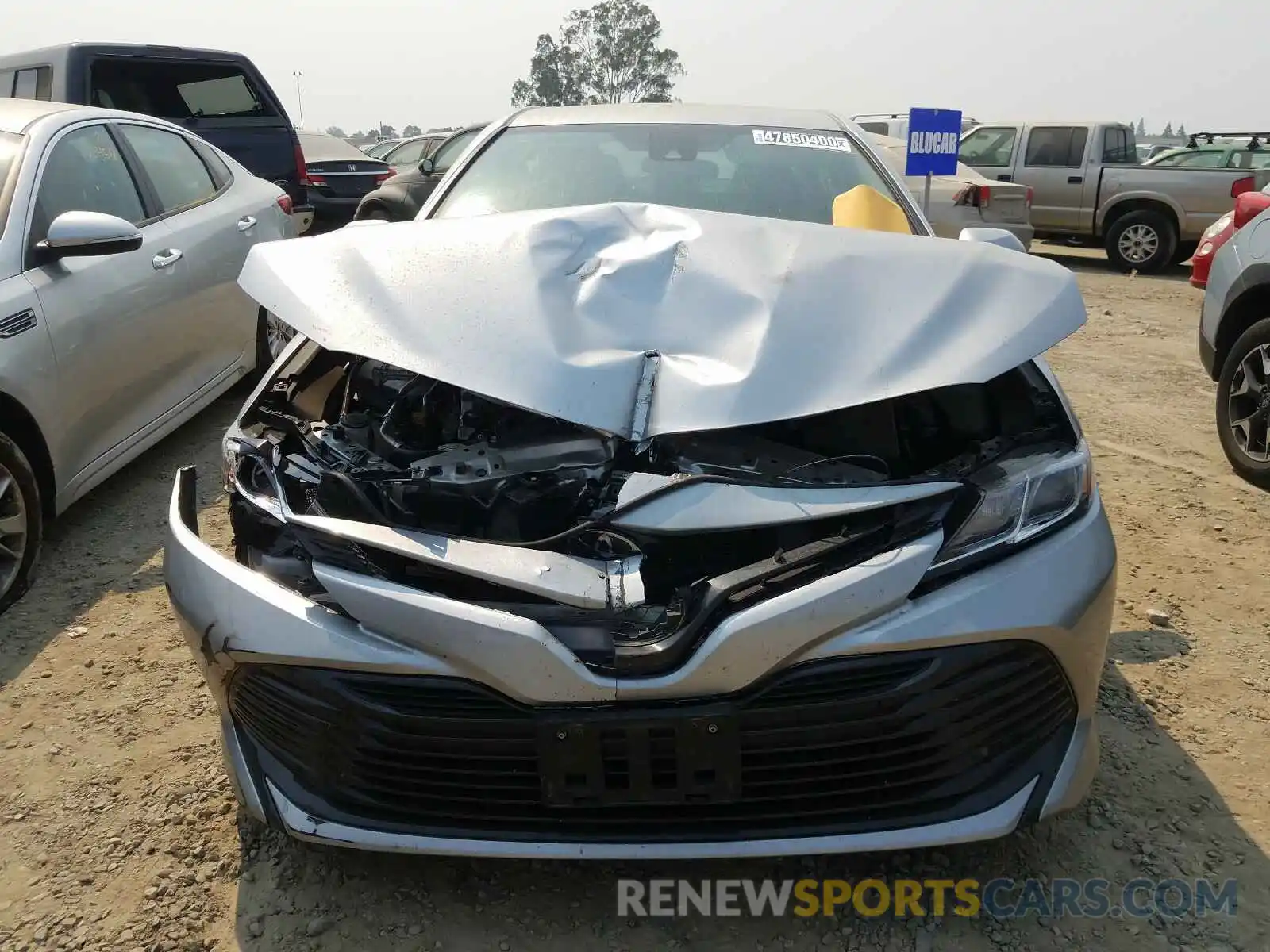 9 Photograph of a damaged car 4T1B11HK1KU270959 TOYOTA CAMRY 2019