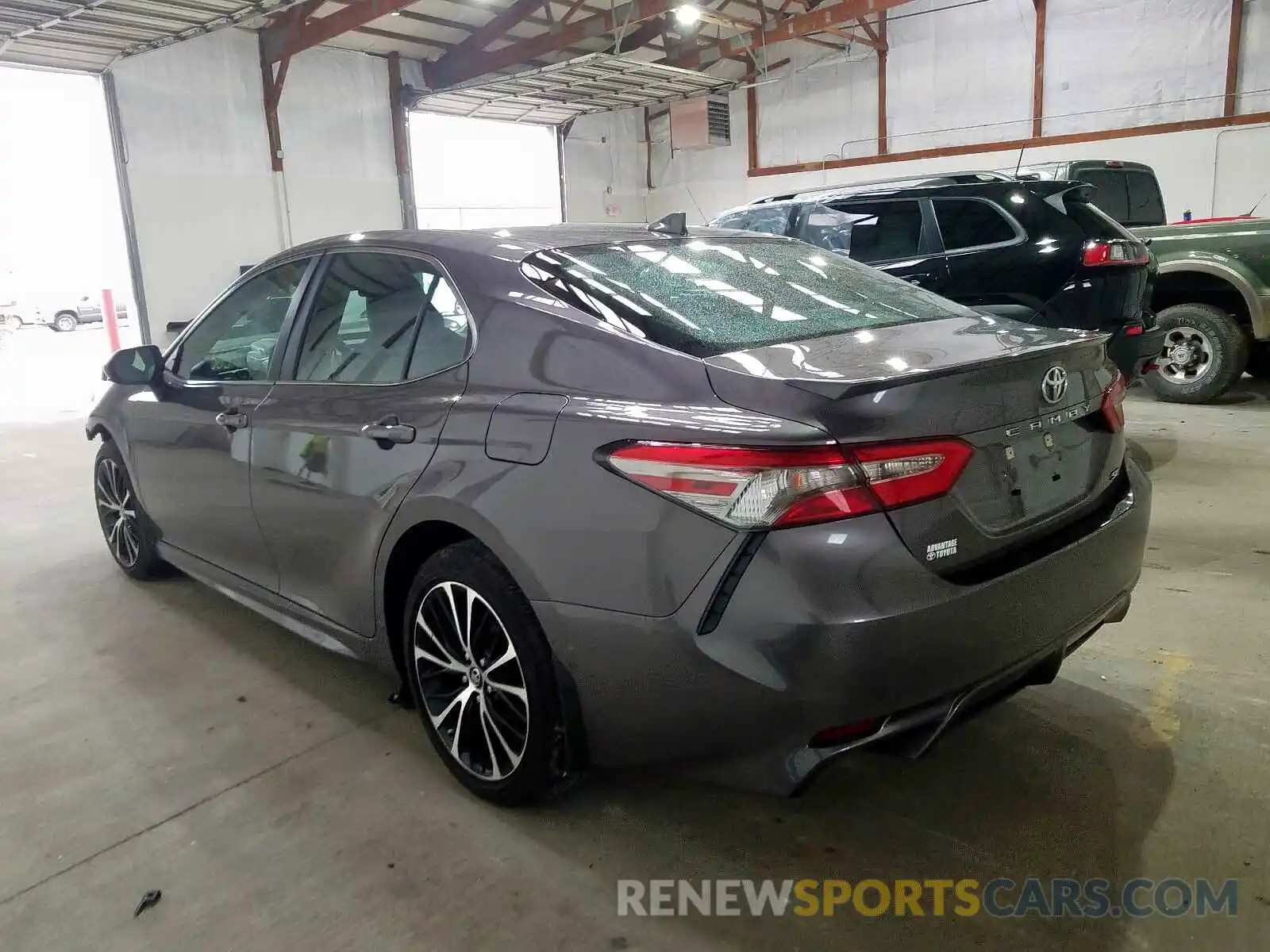 3 Photograph of a damaged car 4T1B11HK1KU271559 TOYOTA CAMRY 2019