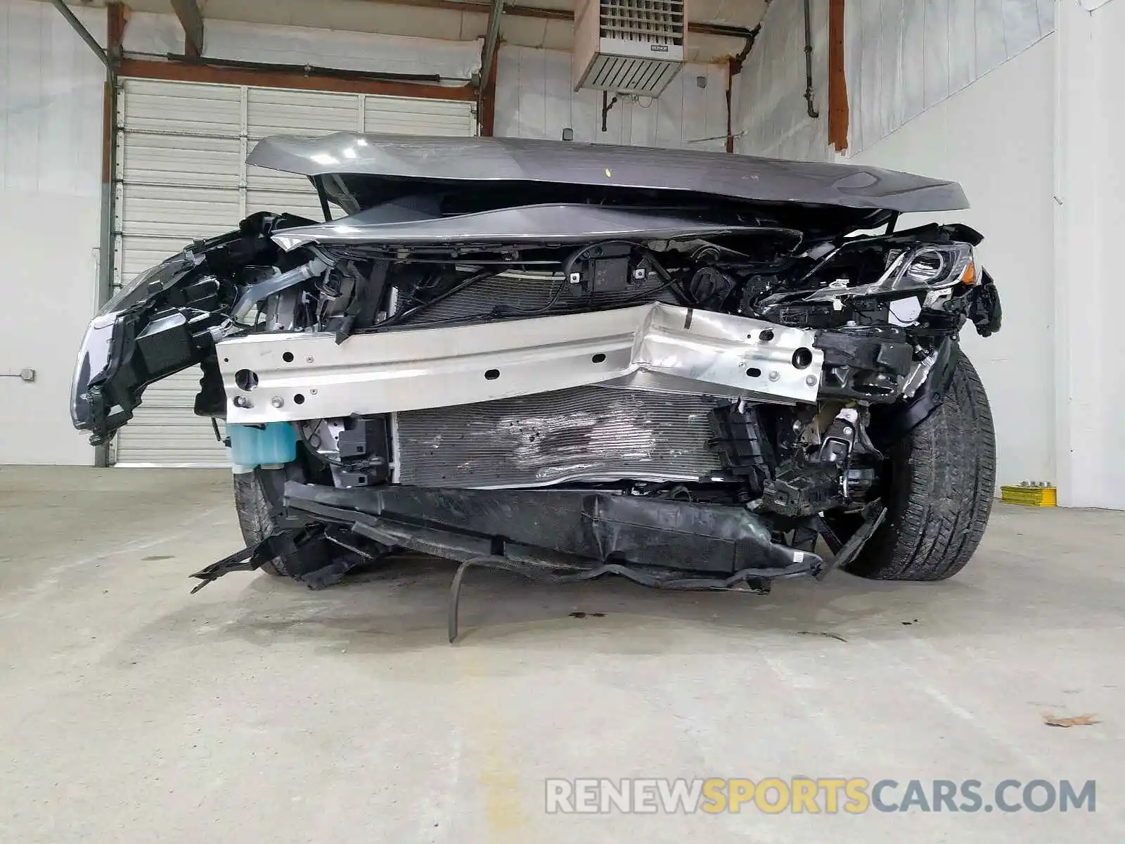 9 Photograph of a damaged car 4T1B11HK1KU271559 TOYOTA CAMRY 2019