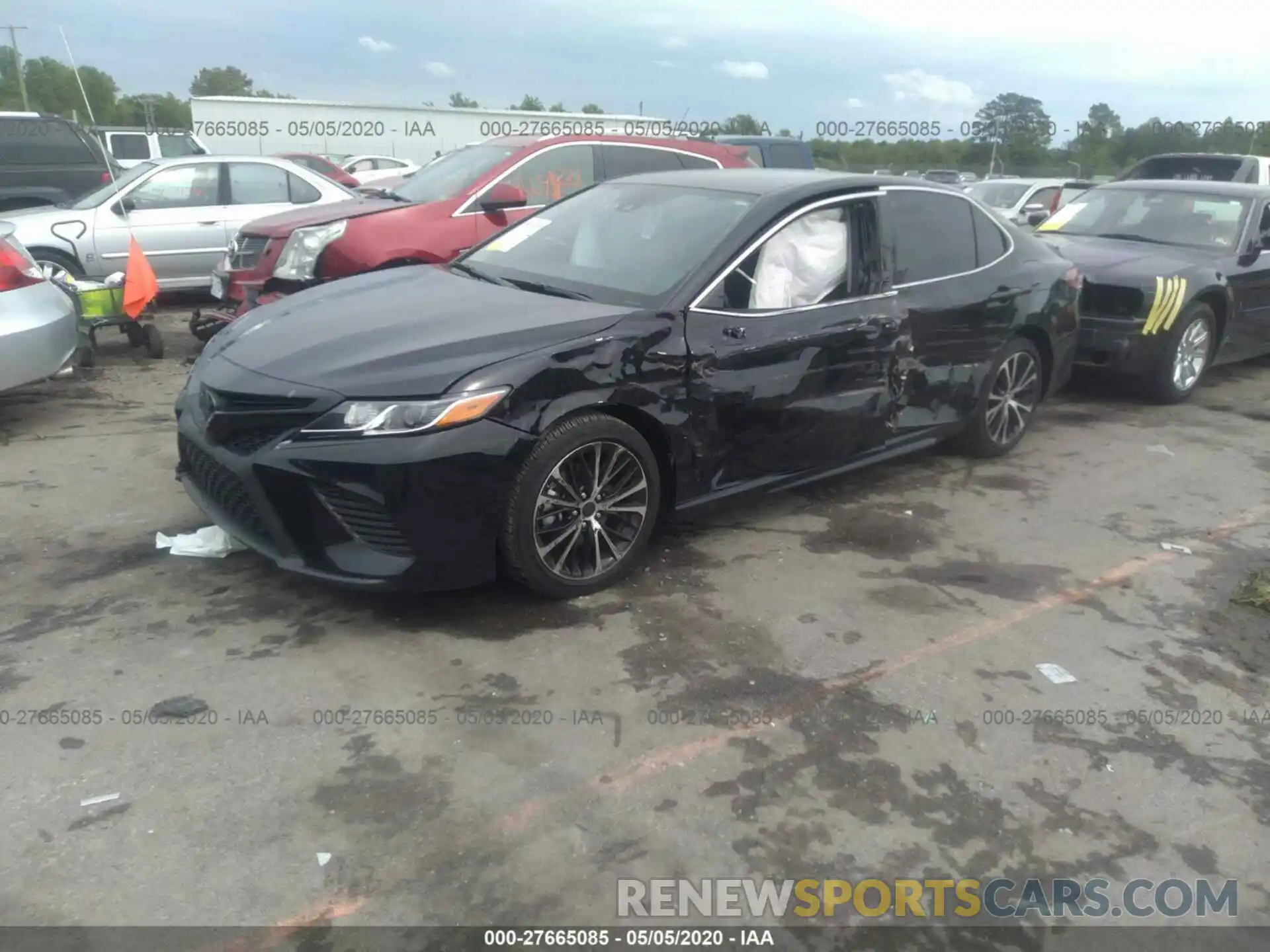 2 Photograph of a damaged car 4T1B11HK1KU271898 TOYOTA CAMRY 2019