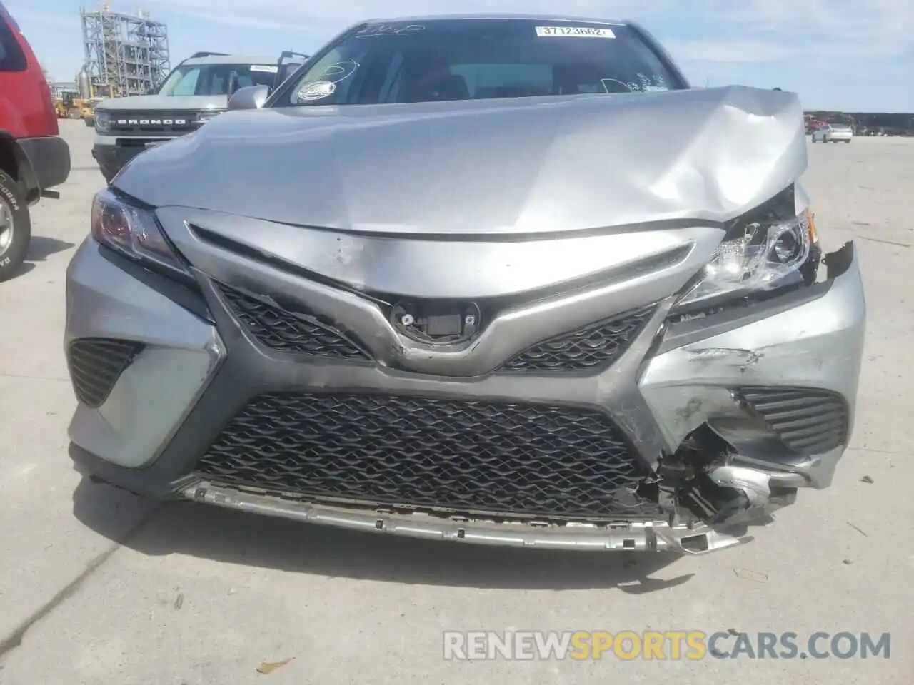 9 Photograph of a damaged car 4T1B11HK1KU272100 TOYOTA CAMRY 2019