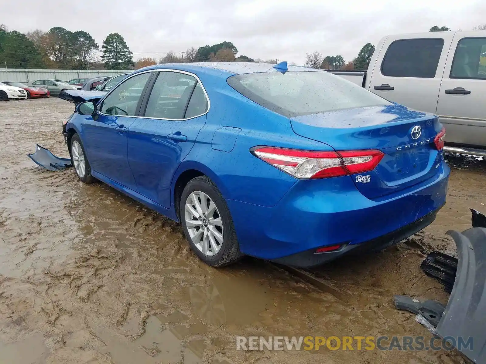 3 Photograph of a damaged car 4T1B11HK1KU272744 TOYOTA CAMRY 2019