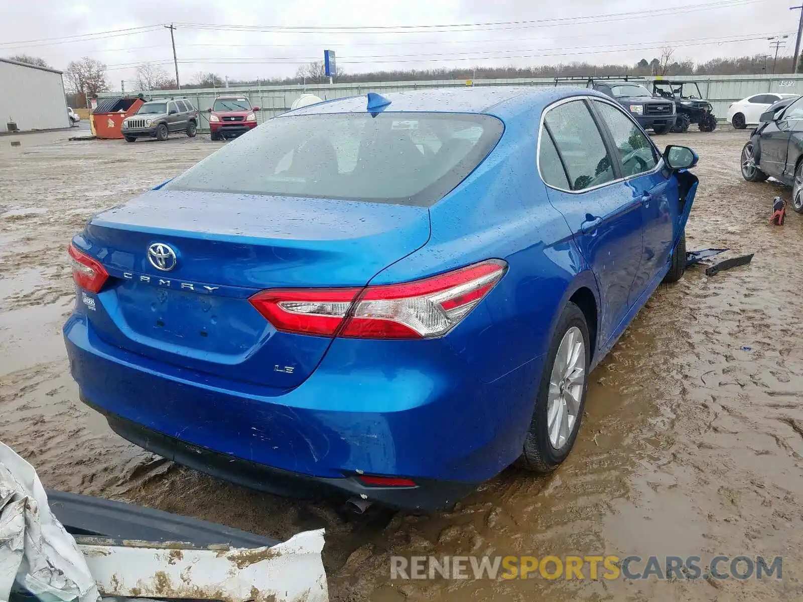 4 Photograph of a damaged car 4T1B11HK1KU272744 TOYOTA CAMRY 2019