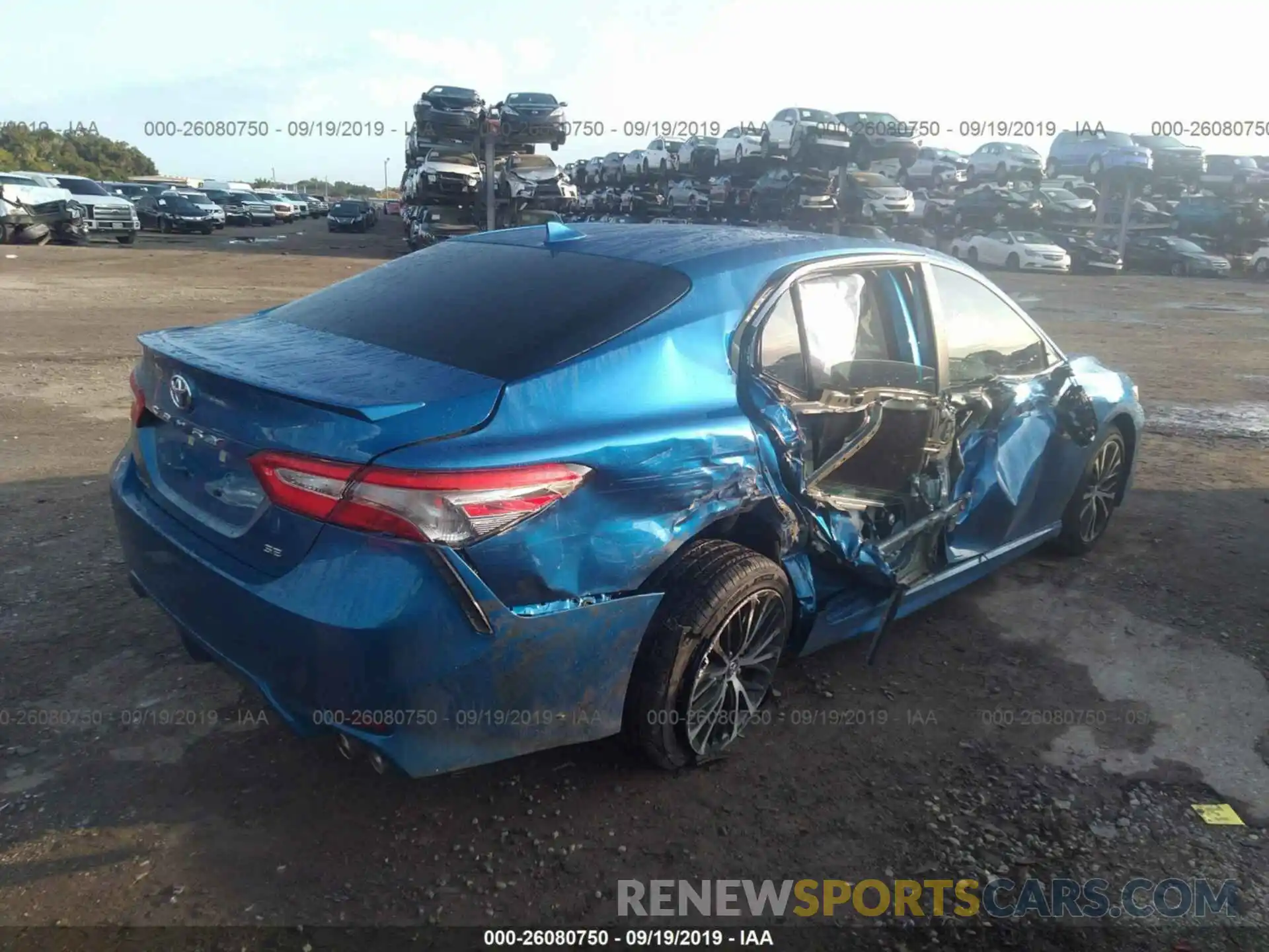 4 Фотография поврежденного автомобиля 4T1B11HK1KU273554 TOYOTA CAMRY 2019